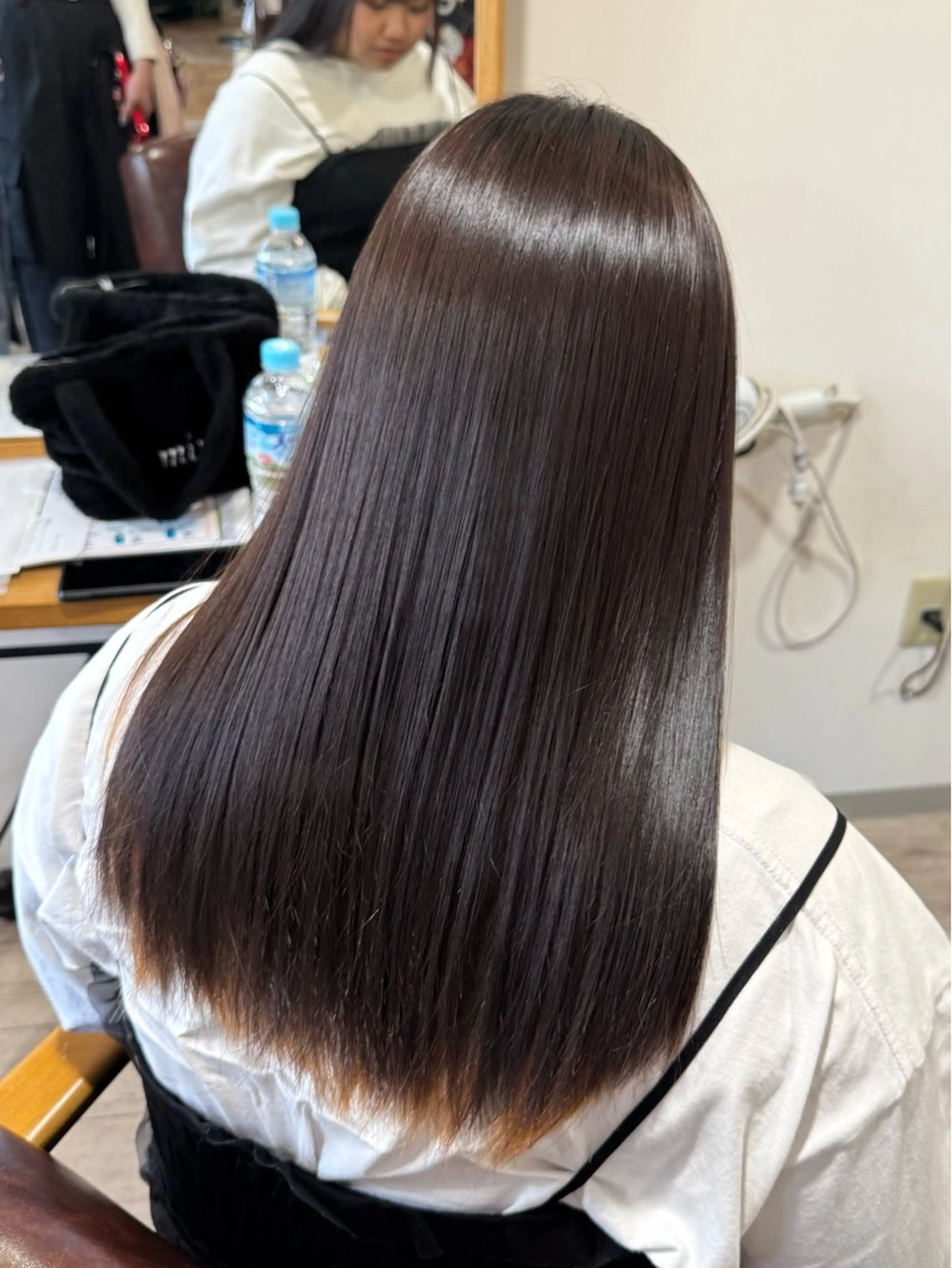 ロング カット 縮毛矯正 ✨レイヤーカット✨ 顔まわり✂️鎌倉楓麻のヘアスタイル