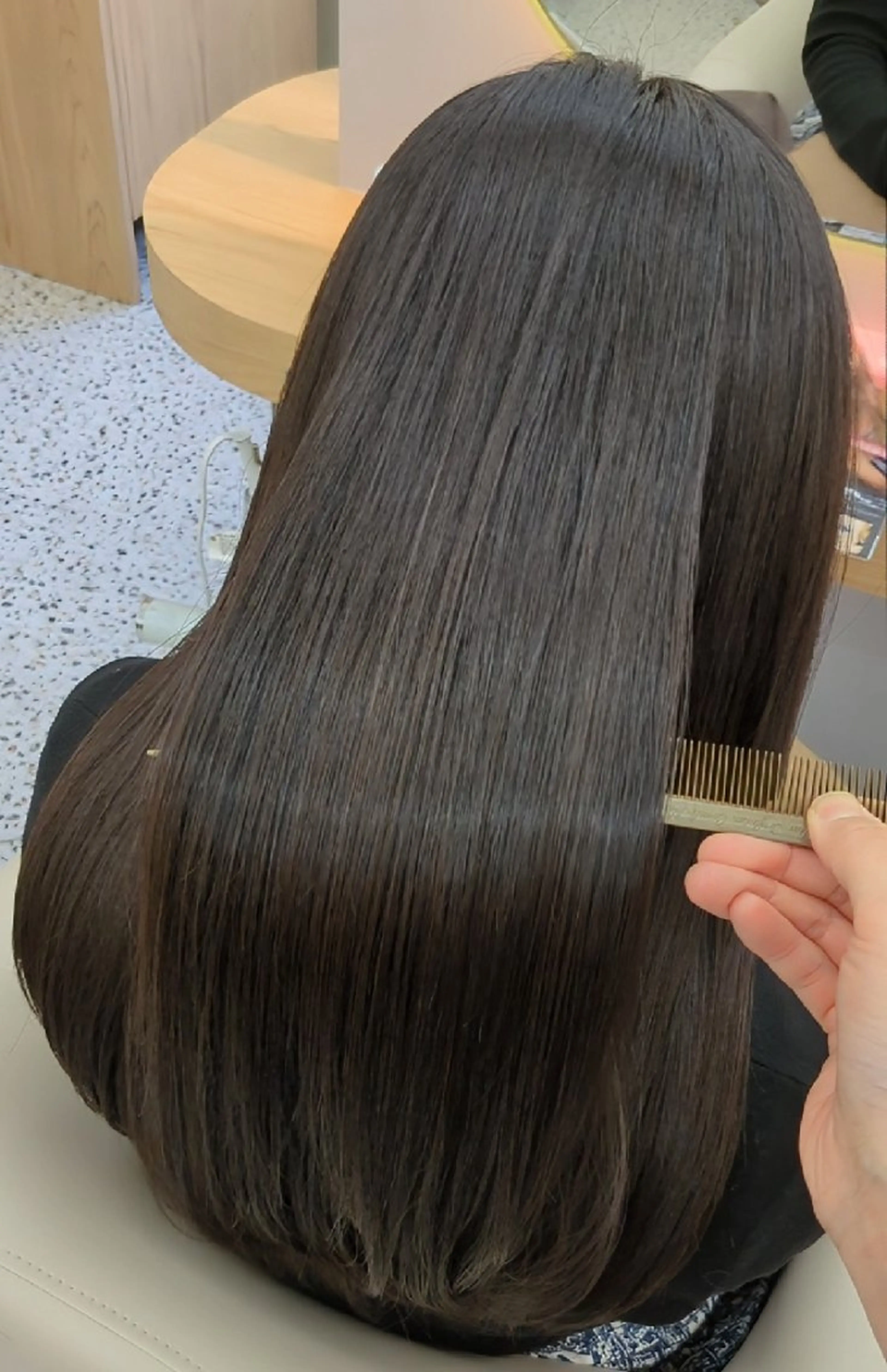 ❁髪質改善ヘッドスパ ❁　只腰 花のヘアスタイル