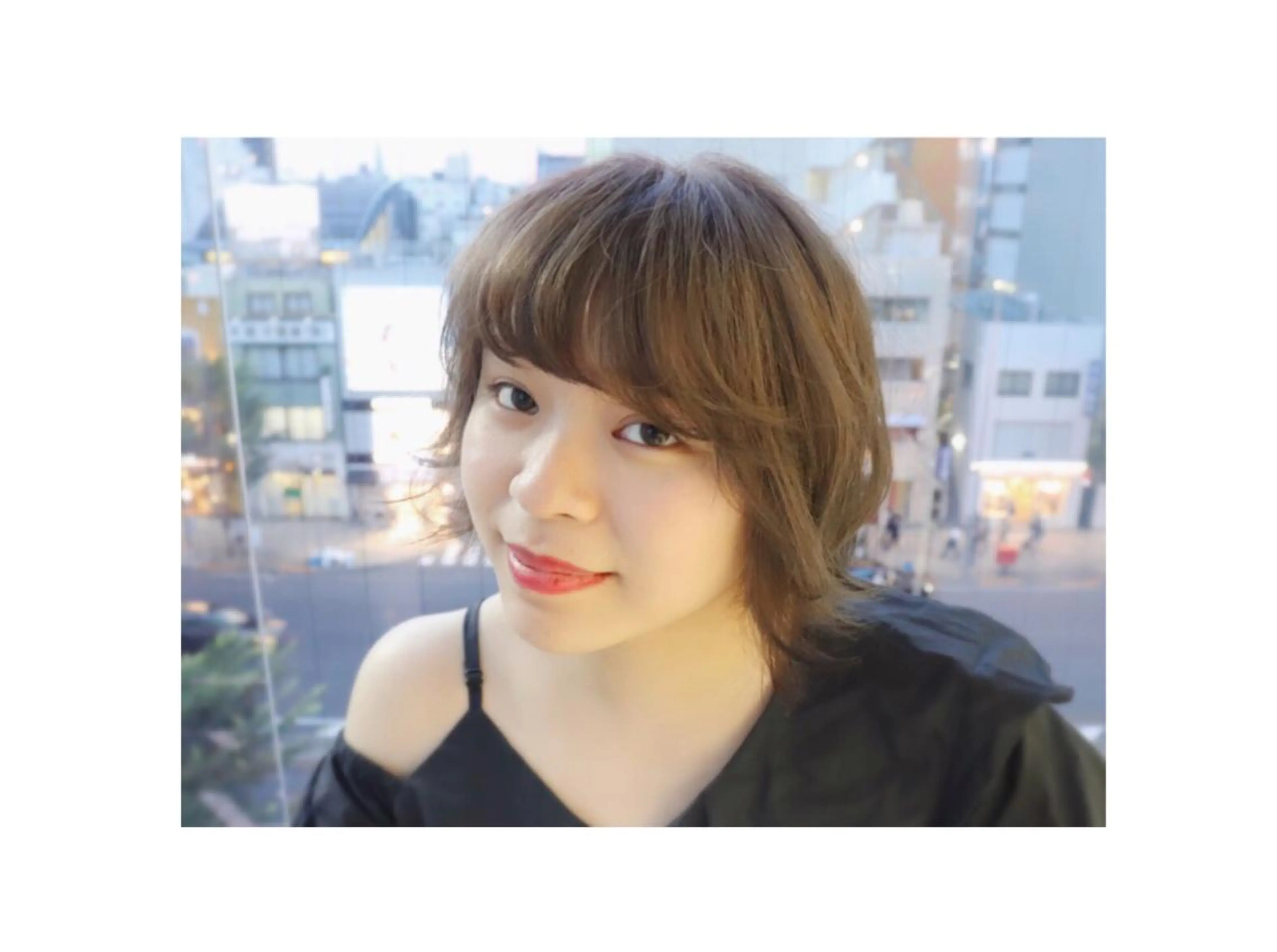 ショート カラー ボブ 外ハネヘア お気軽にどうぞ ✩☪︎⋆｡IZUMIのヘアスタイル