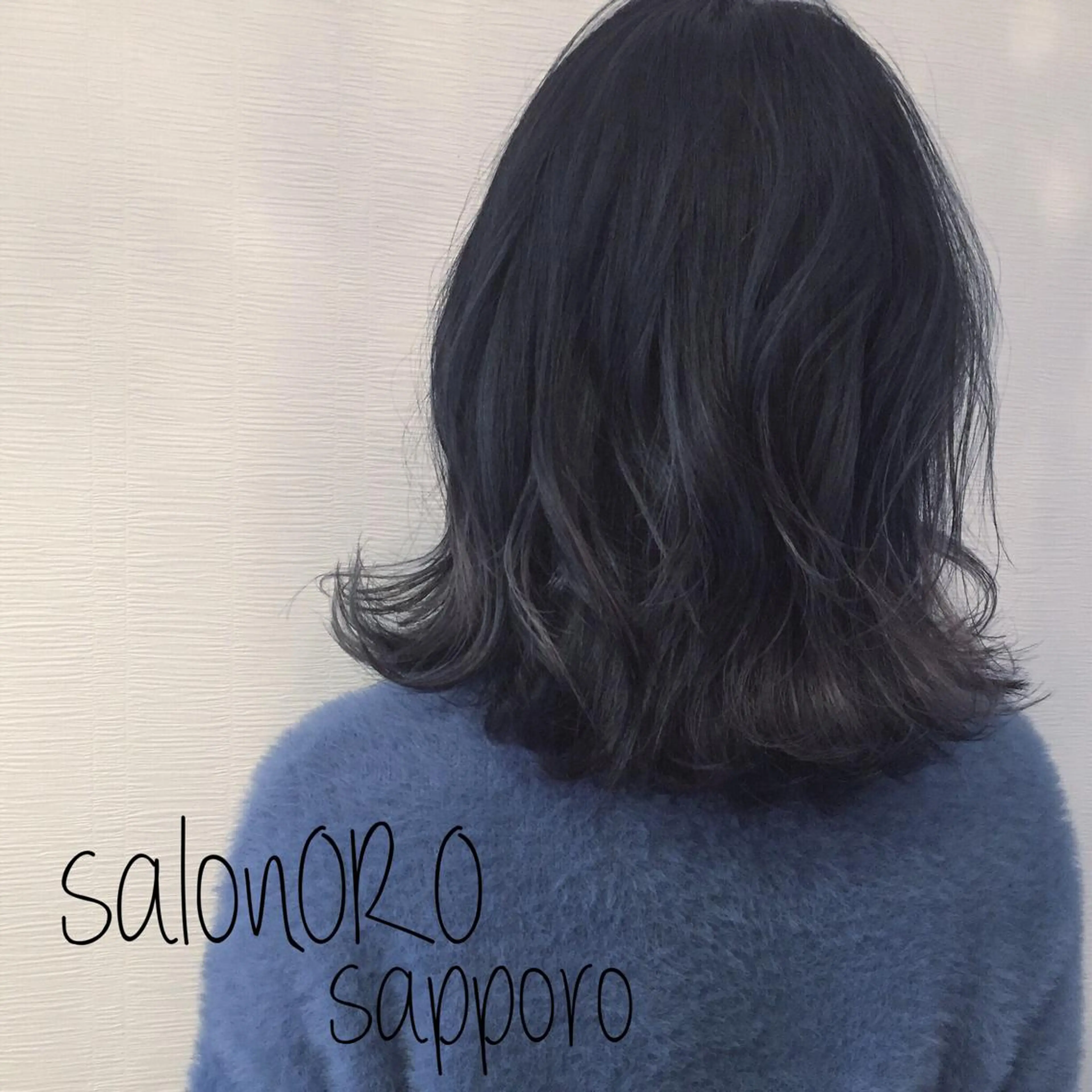 ミディアム カラー 黒髪 ブリーチ ブルーカラー ブルーブラック ハイライトカラー 池田 真由美のヘアスタイル