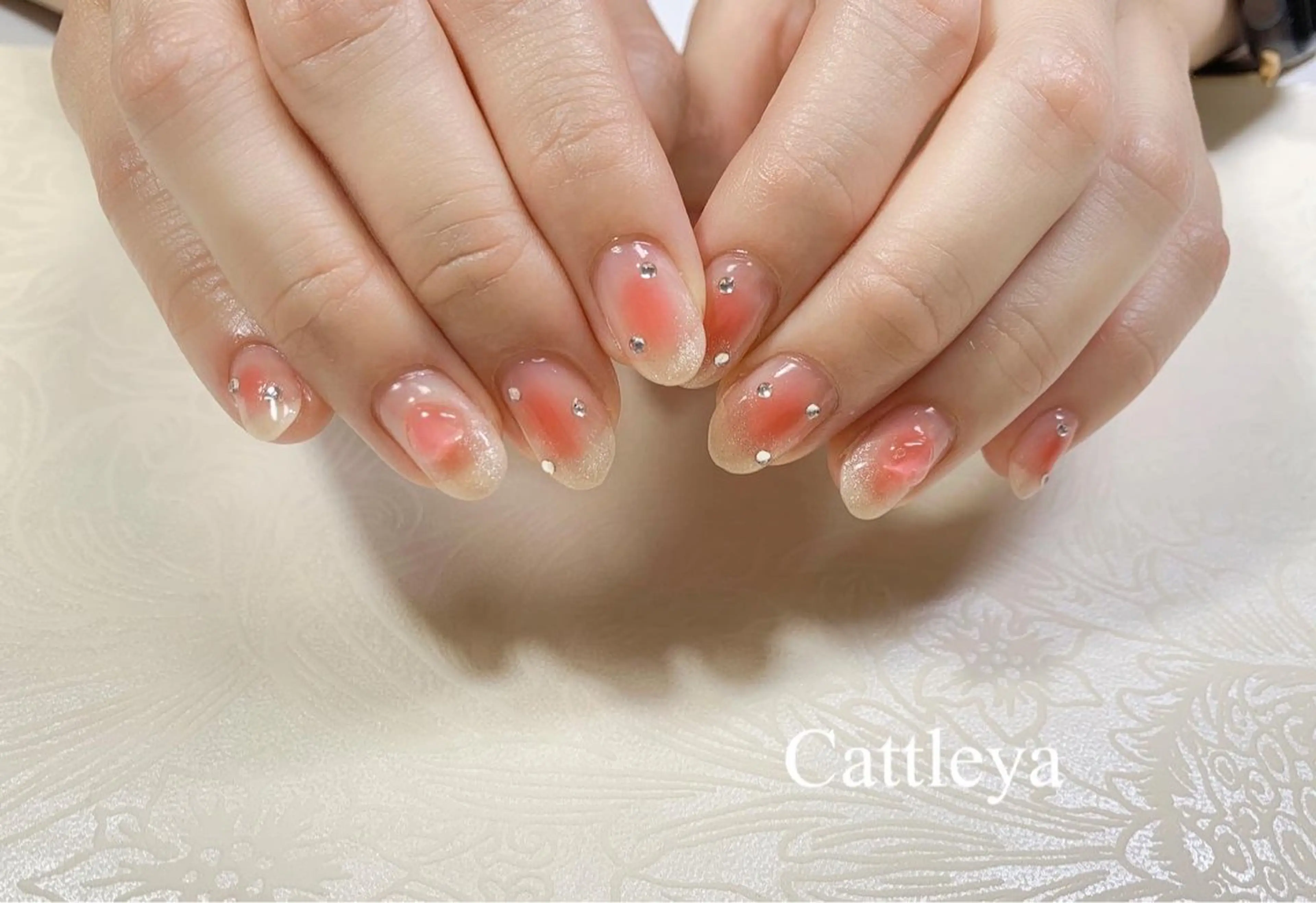 ネイル アートネイル チークネイル シンプルネイル Cattleya カトレアのネイルデザイン