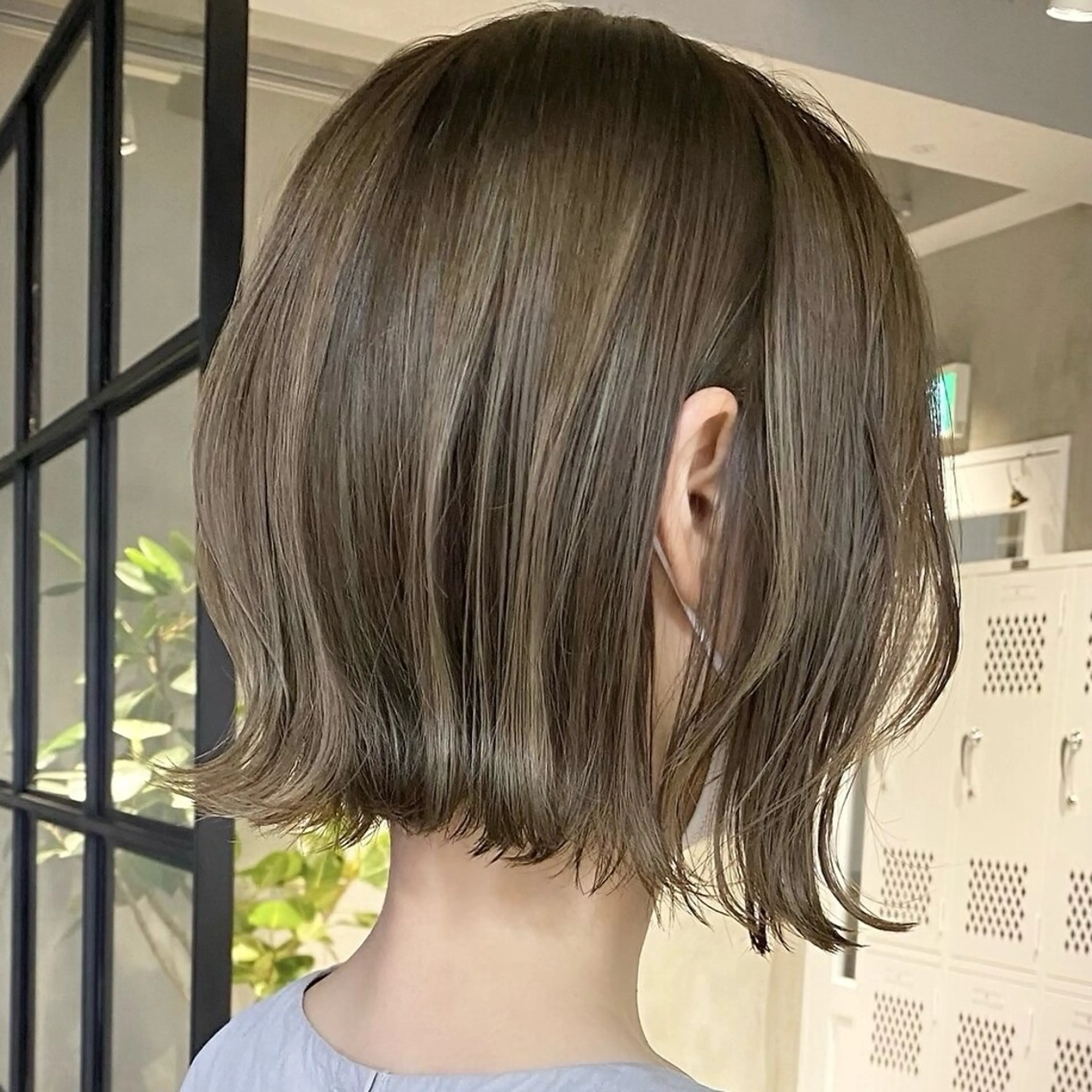 ショート ヘアカラー 澤崎 ゆらのヘアスタイル