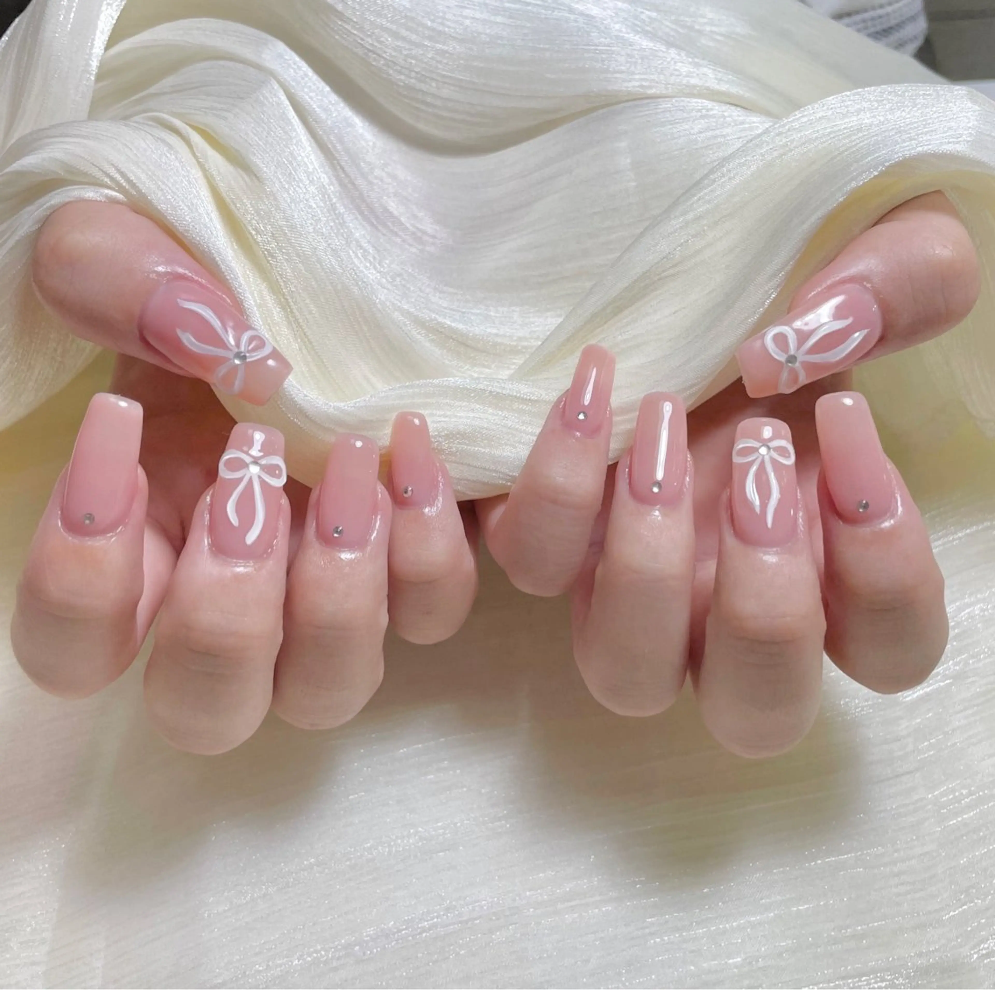 ネイル ハンドネイル ハンドケア 🍑 momo_nailのネイルデザイン