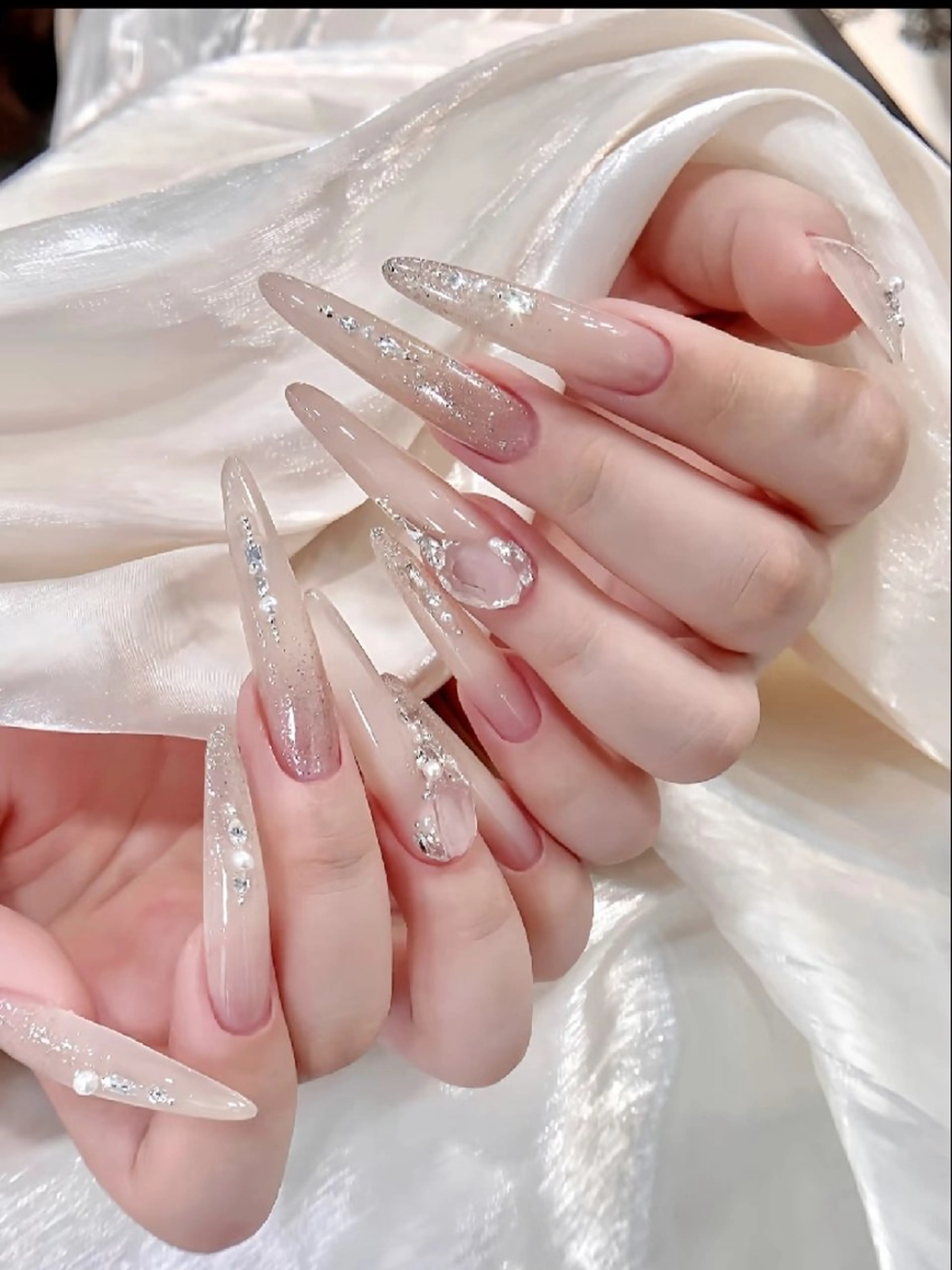 ネイル nail&eye OMI 北千住のネイルデザイン