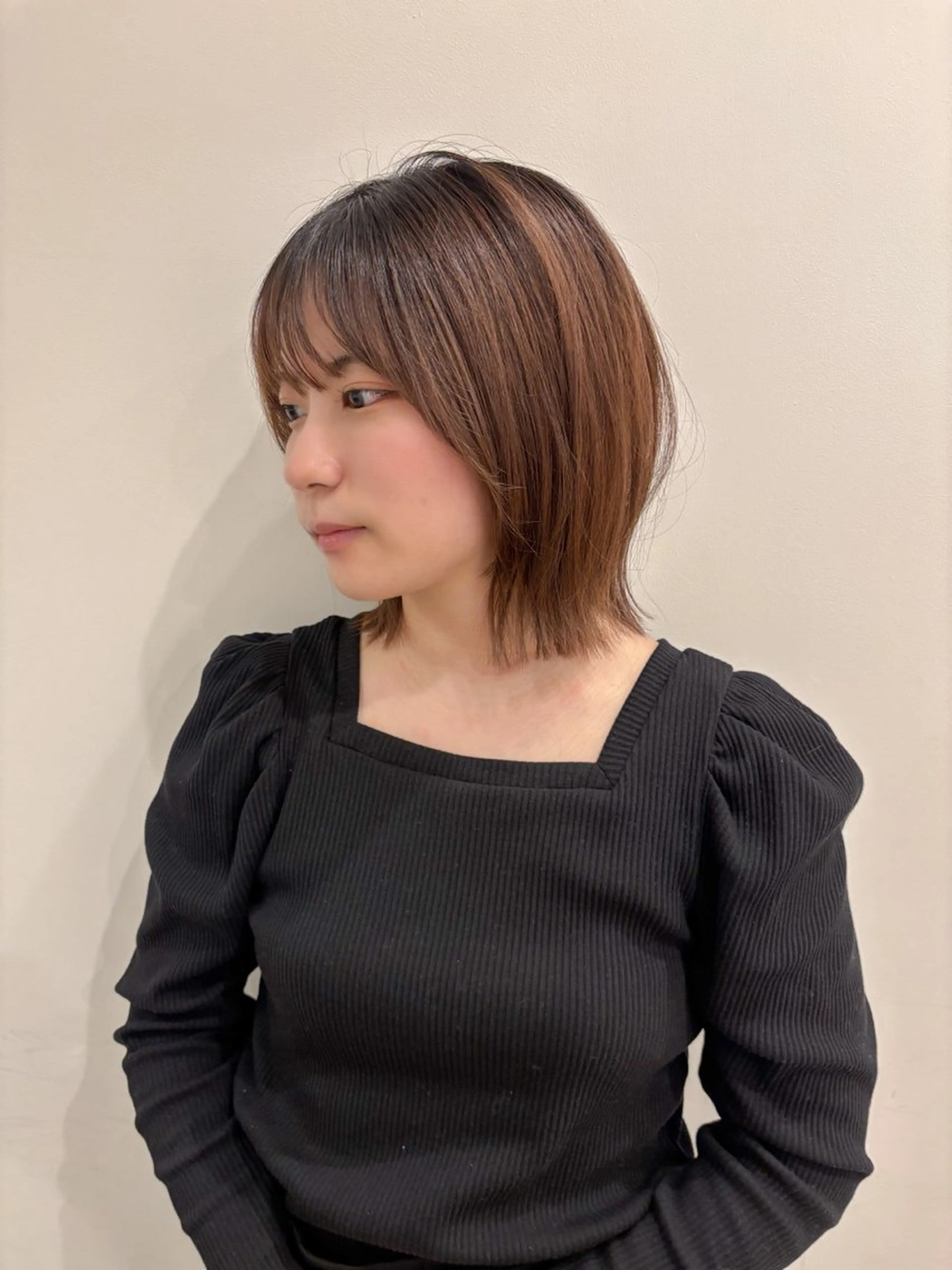 ミディアム シャドウパーマ/ツイ スト/近藤百華🎀のヘアスタイル