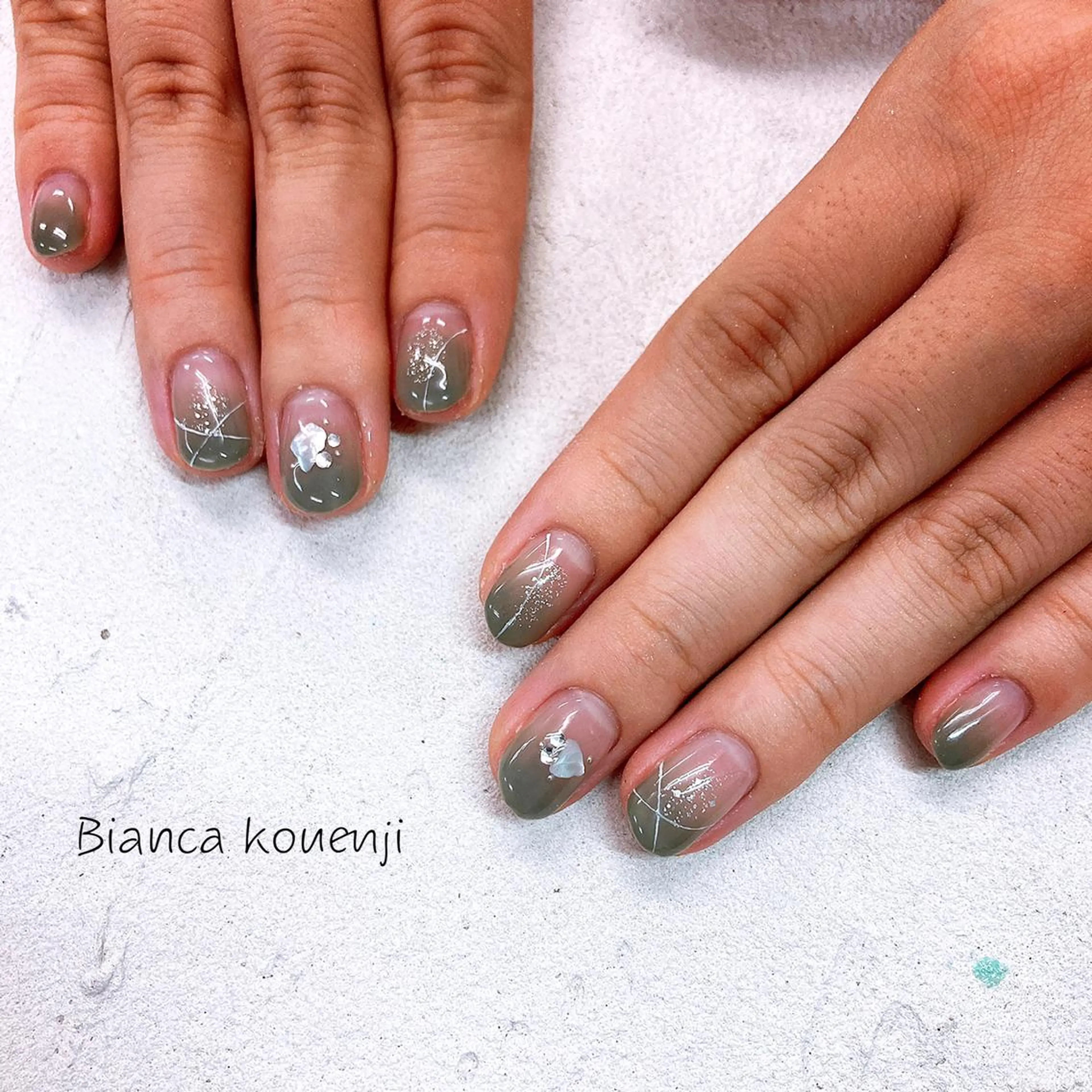 ネイル アンクル高円寺 💅宮林のネイルデザイン