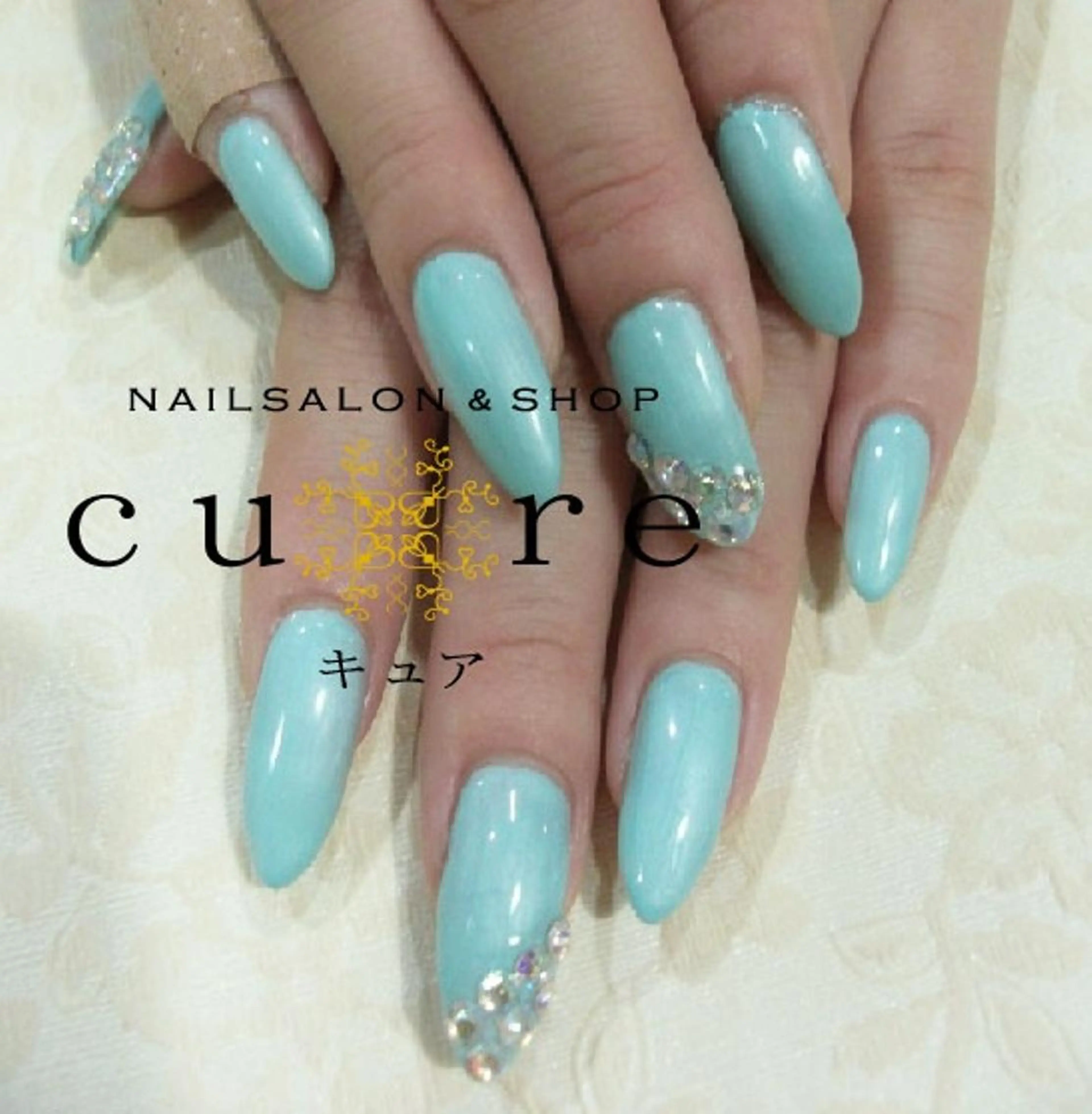 ロング ネイル ネイルサロン Cureのネイルデザイン