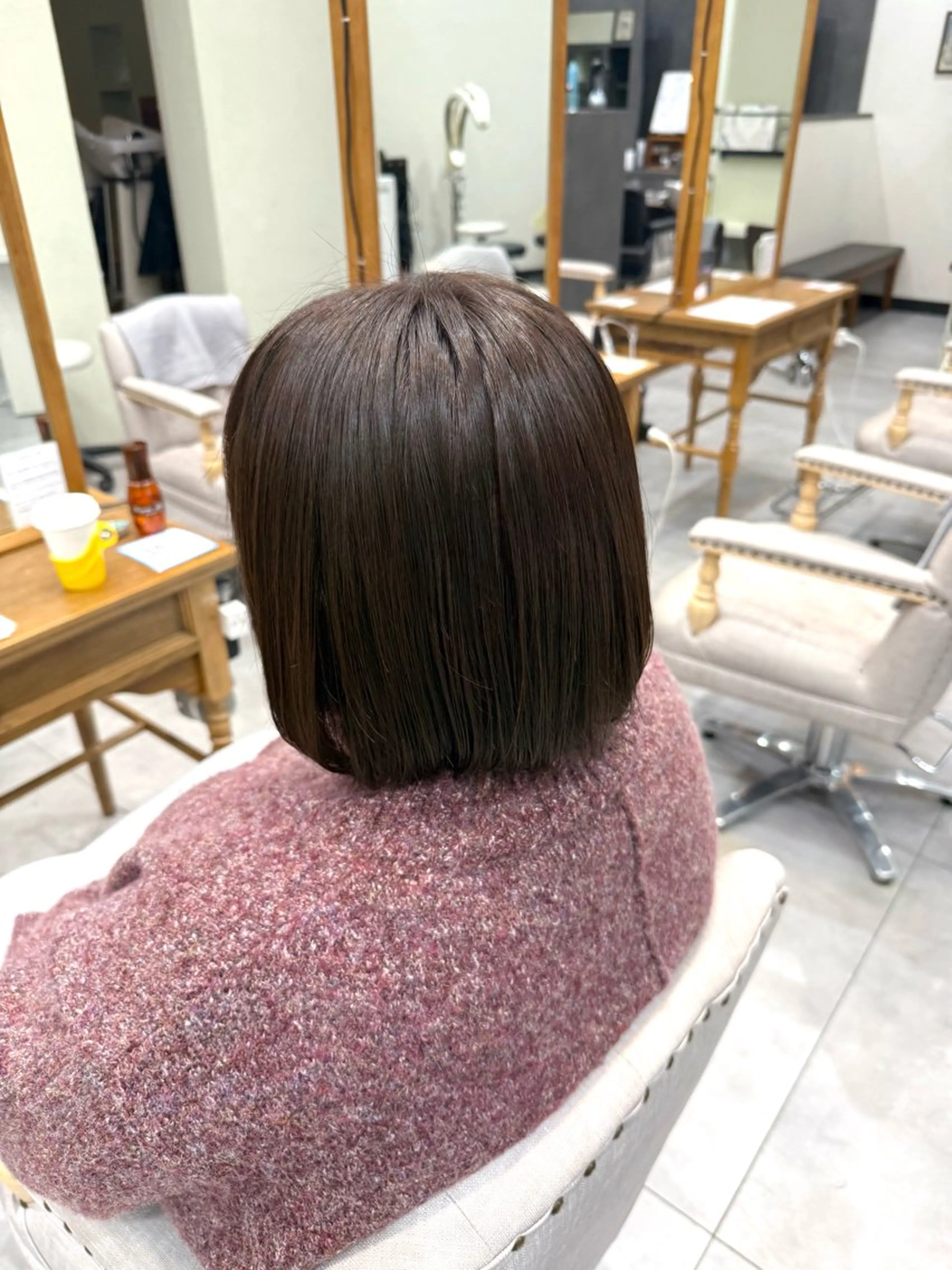 ショート カラー ベージュカラー オリーブベージュ 中林 優太のヘアスタイル