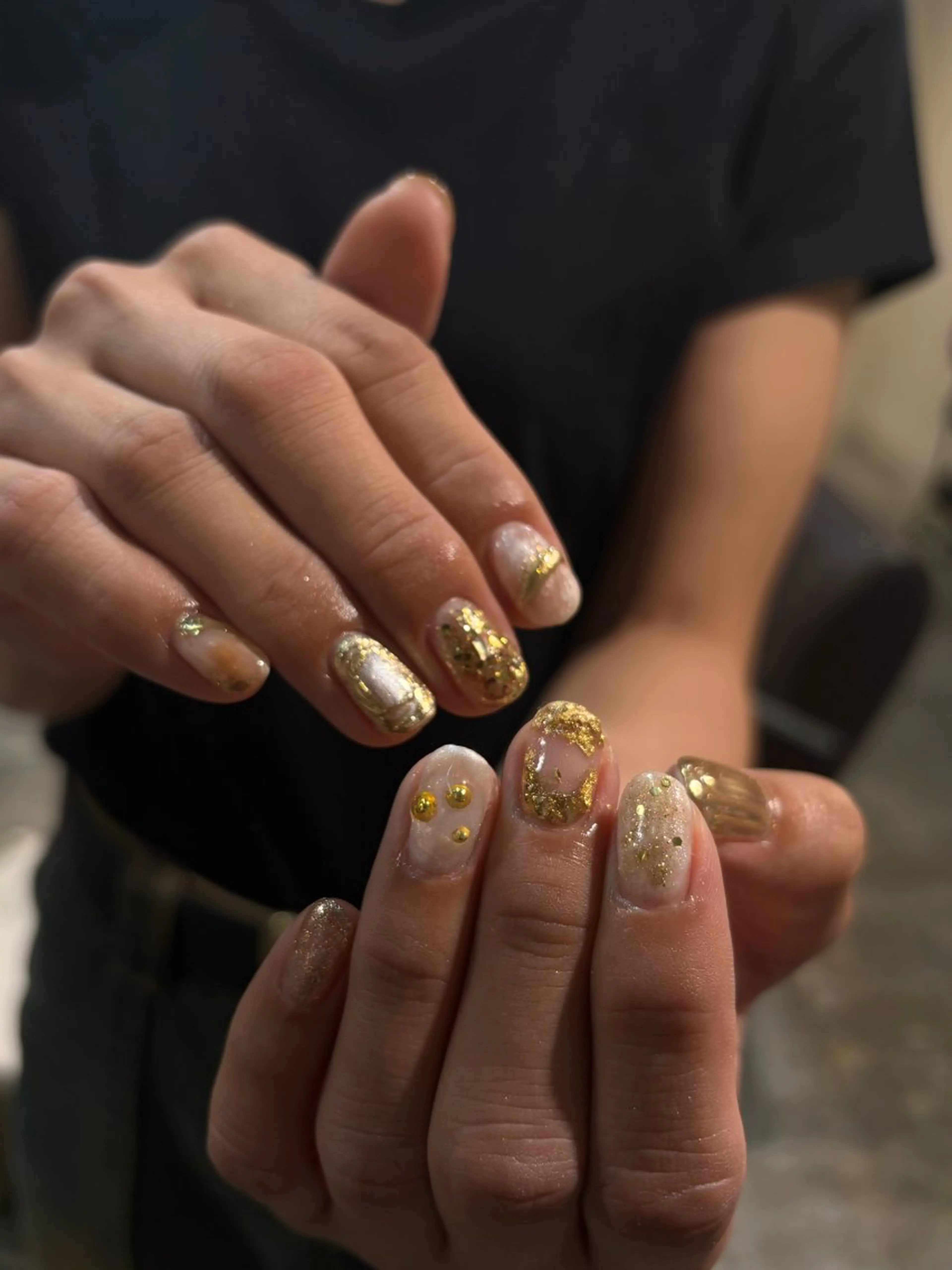 ネイル ハンドネイル ハンドケア AMRITA omotesando所属・艶ｶﾗｰ･:*個性派 ﾈｲﾙ🦋mire-のネイルデザイン