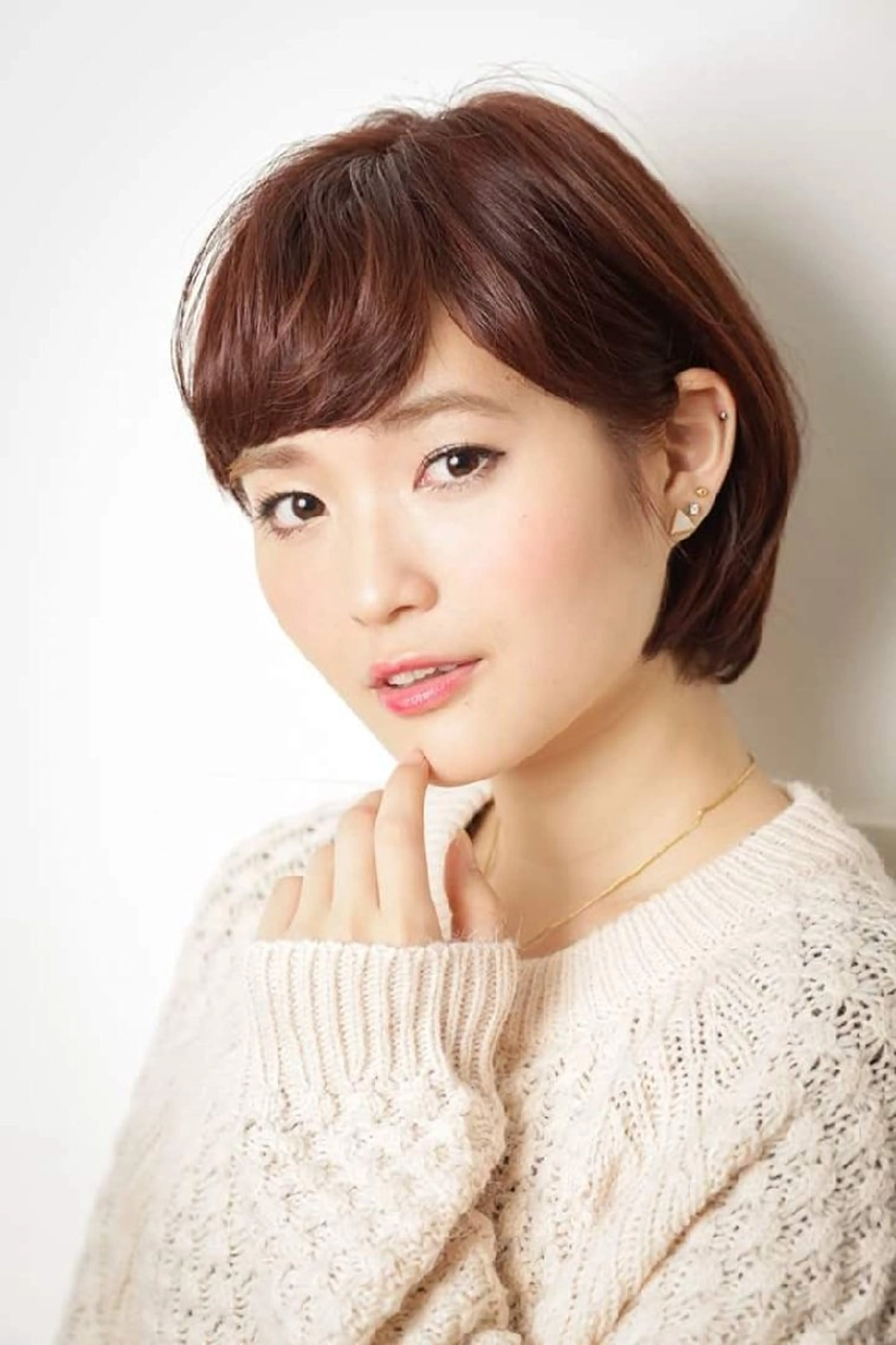 ショート ショートボブ ボブ ショートヘア 外ハネヘア カット ヘアカラー 大人ボブ透明感カラー 岡崎武のヘアスタイル