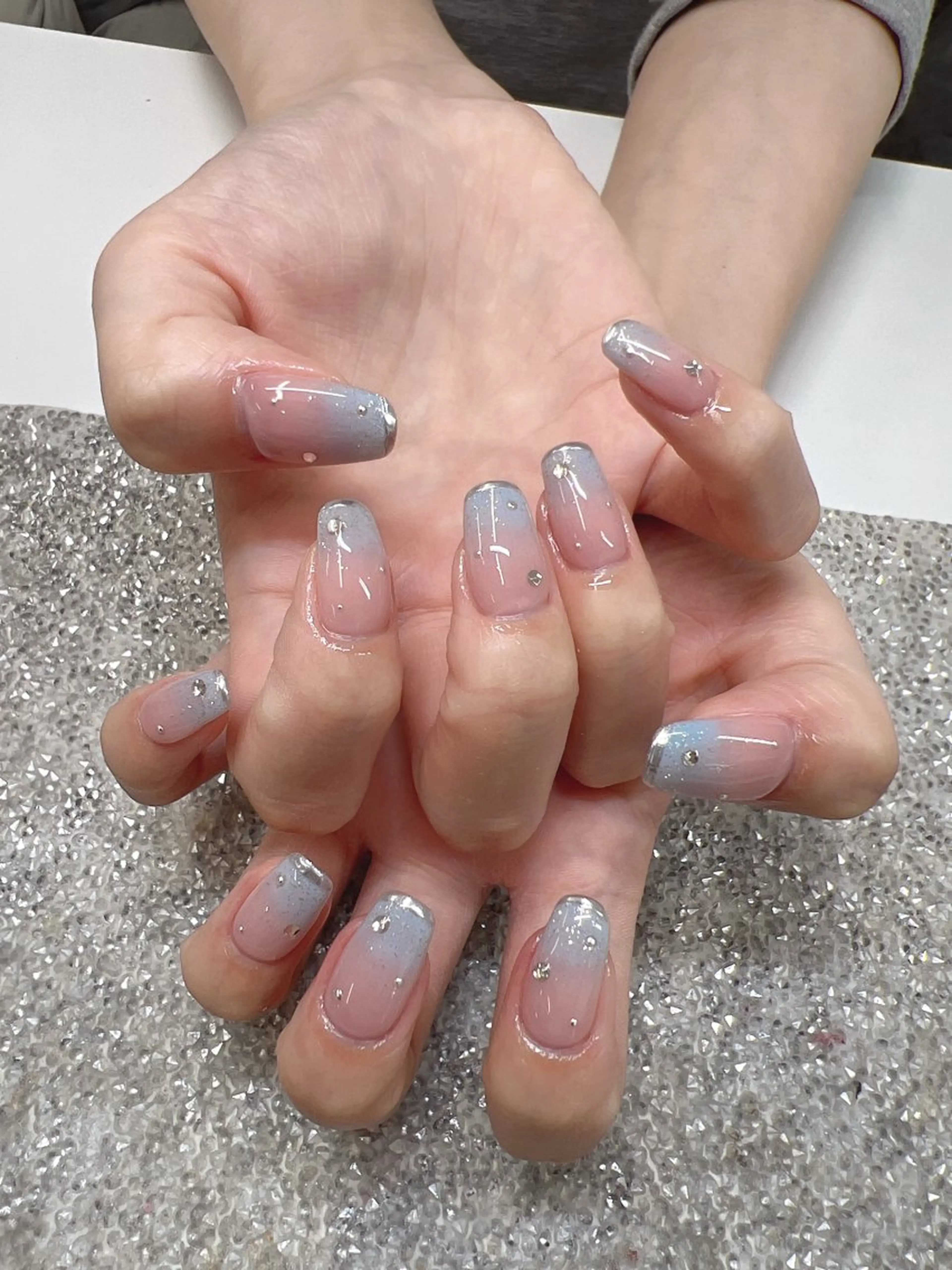 ネイル Guarendo錦糸町店所属・ガレンドウ 白澤 愛子のネイルデザイン