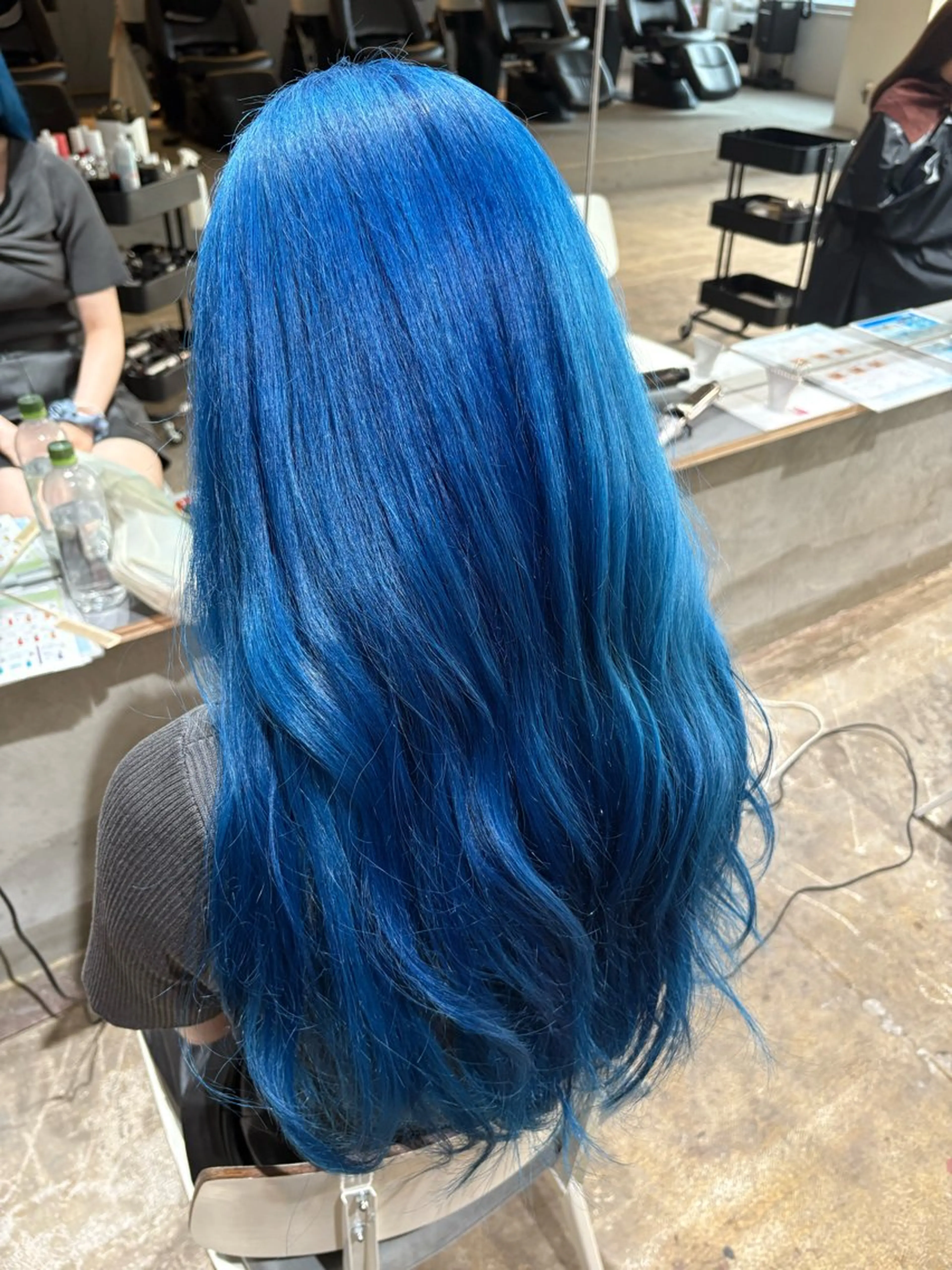 ロング カラー ブリーチ ヘアカラー 玉置 七海のヘアスタイル