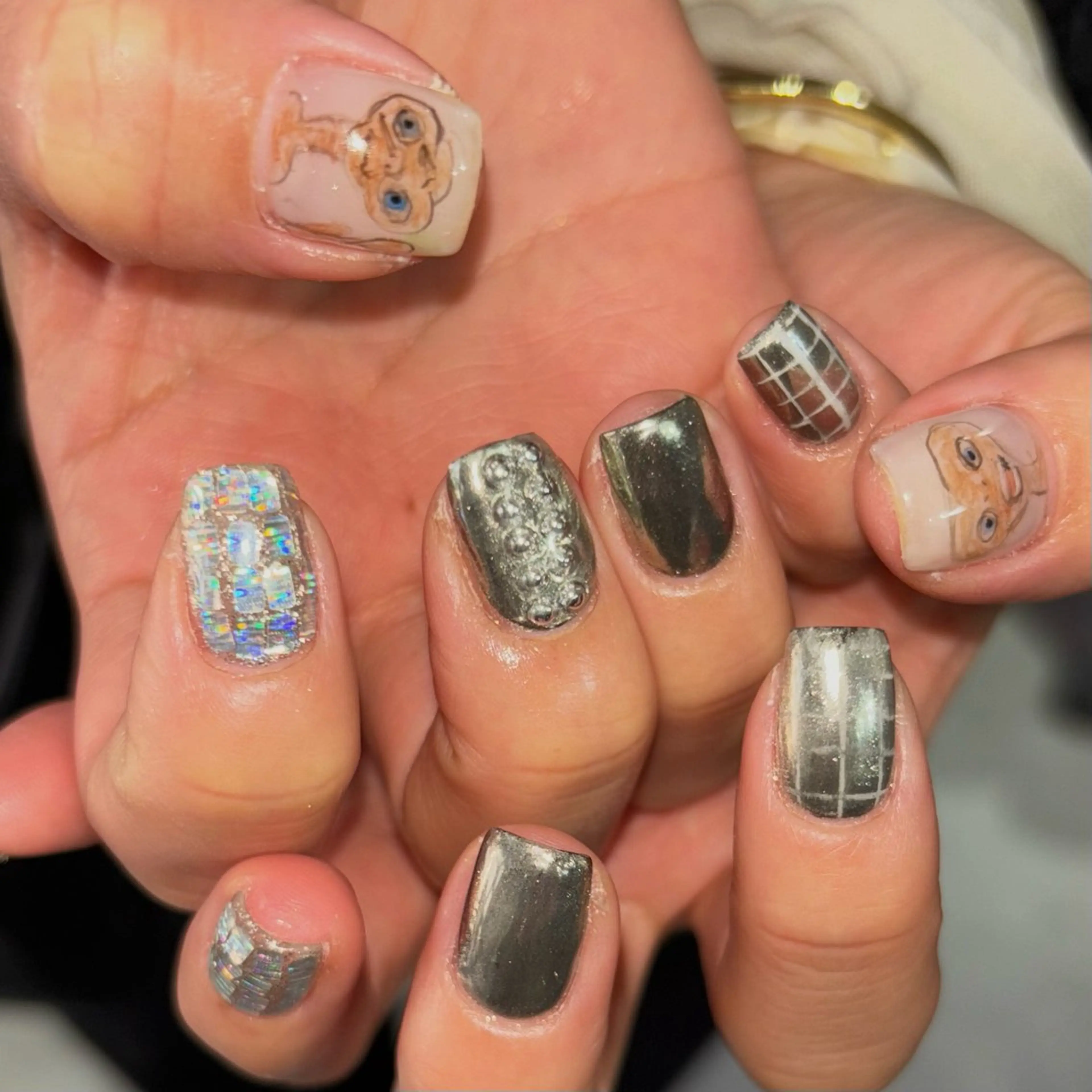 ネイル ハンドネイル 🪐富島彩夏 /海外nail🪐のネイルデザイン