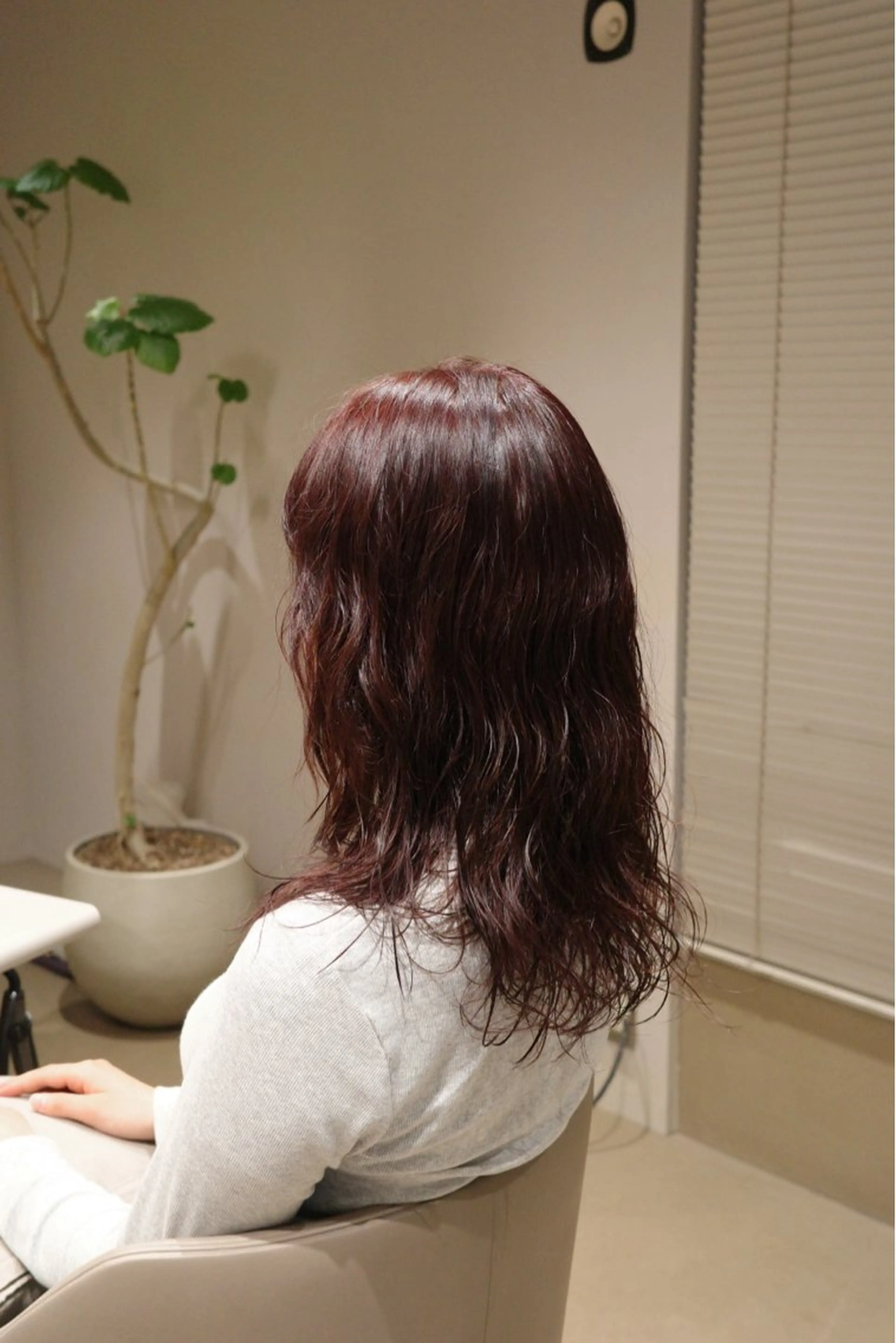 ミディアム 住谷 ゆりなのヘアスタイル