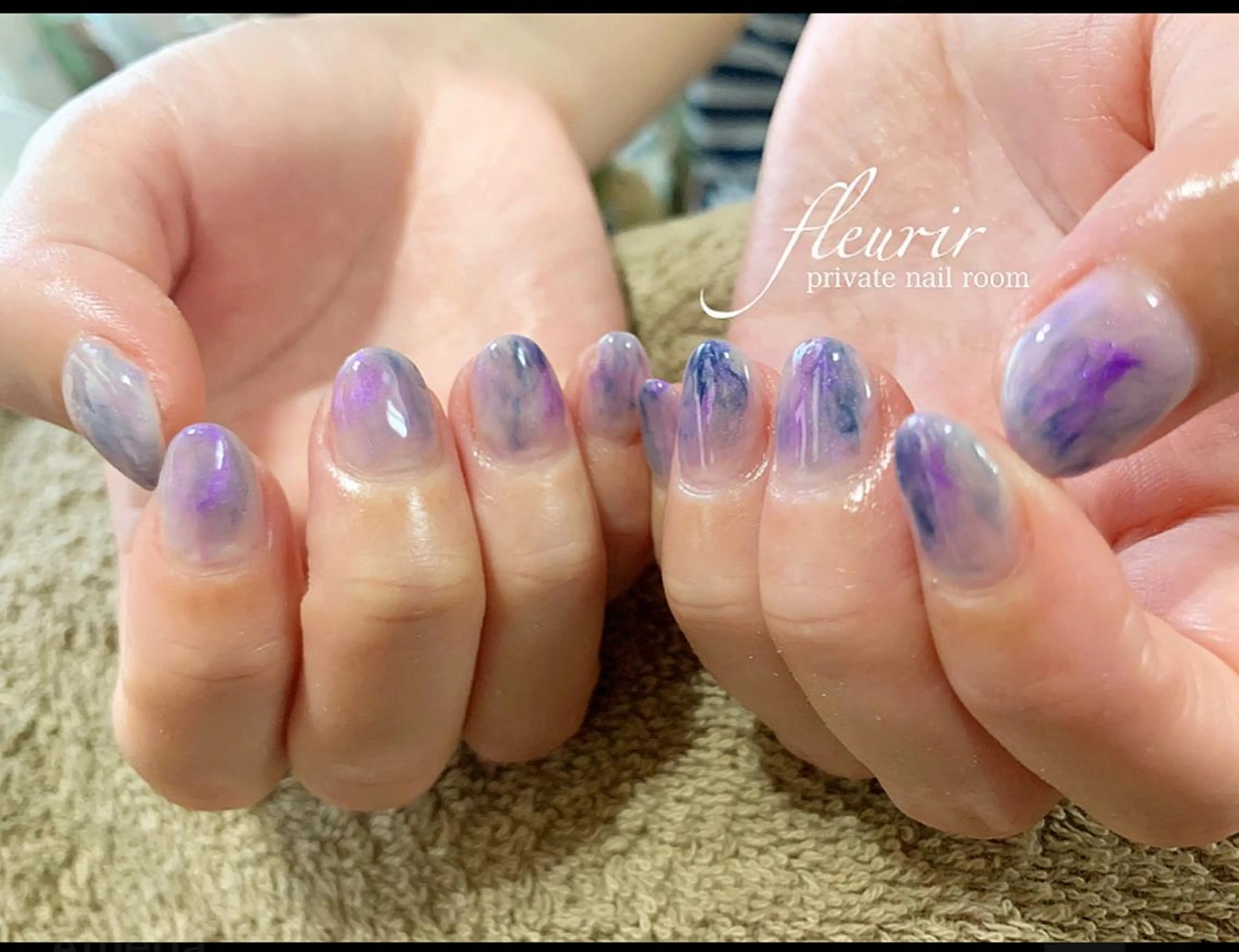 ネイル クリアネイル グラデーション ニュアンスネイル フルリール 【プライベートサロンのネイルデザイン