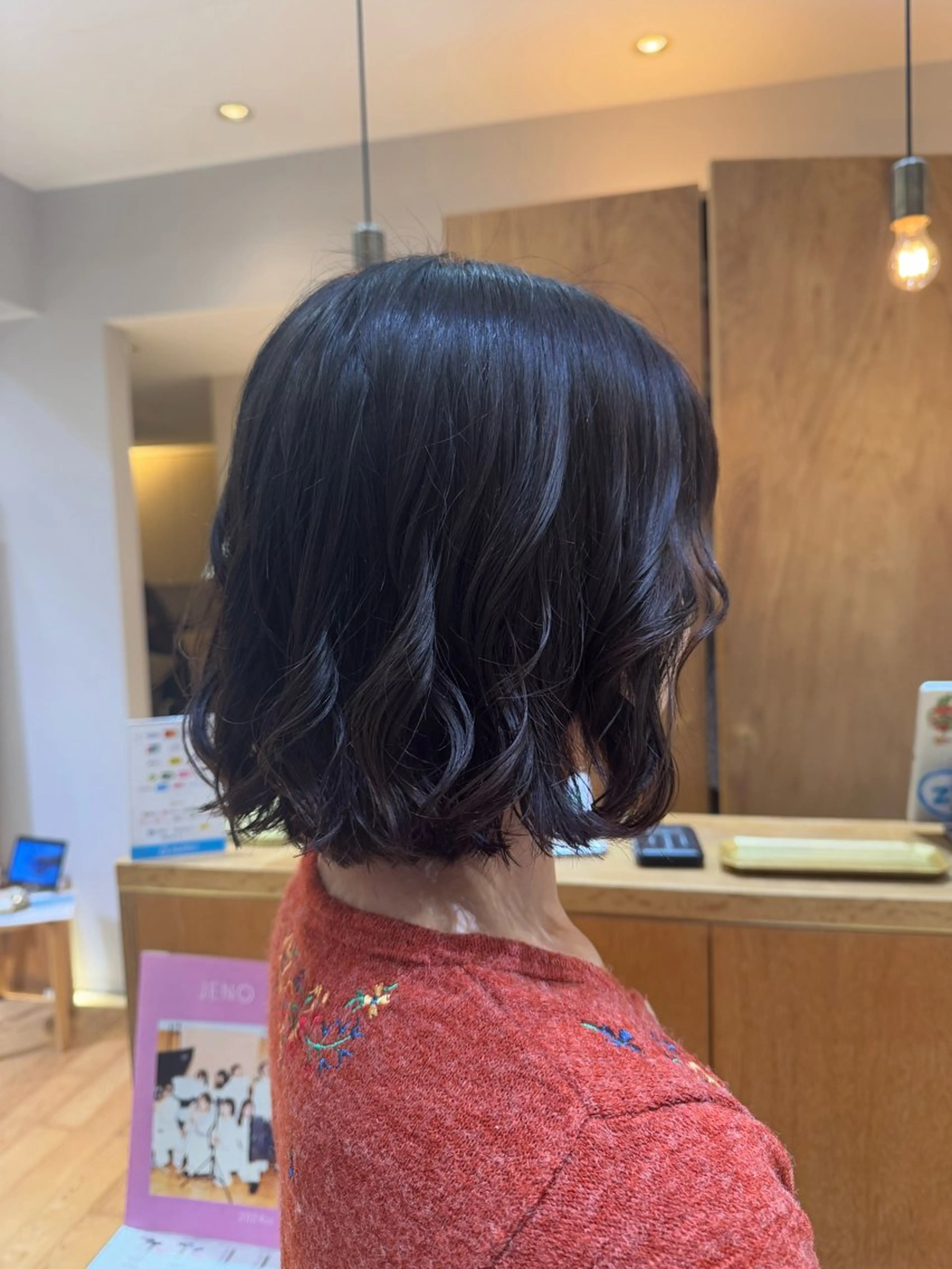 ショート カット パーマ 大人可愛い♡コテ巻き パーマ🌼杉田 萌恵のヘアスタイル