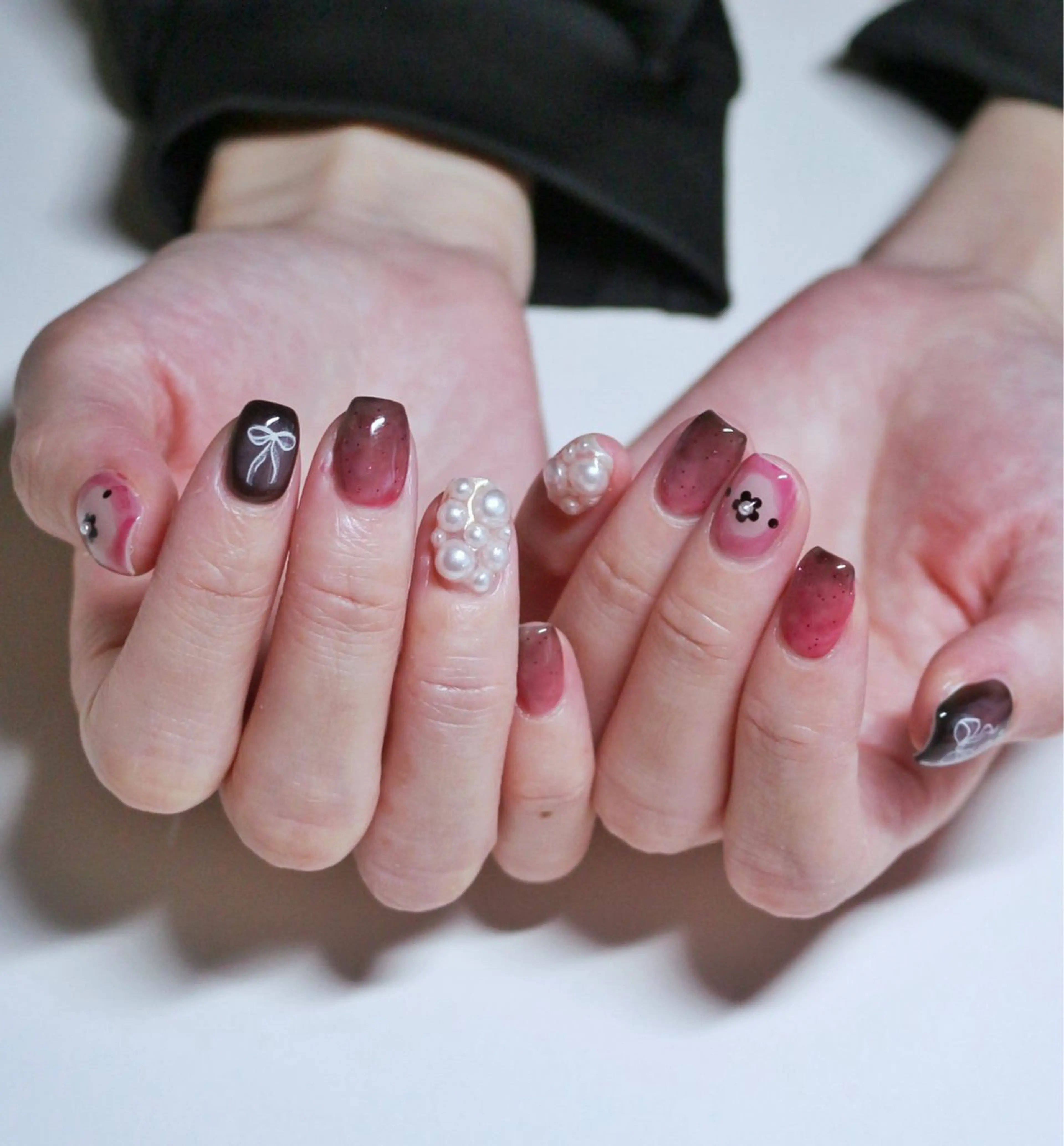 ネイル フラワーネイル 韓国ネイル ピンク リボン ワンホンネイル ハンドネイル Baku Nailsのネイルデザイン