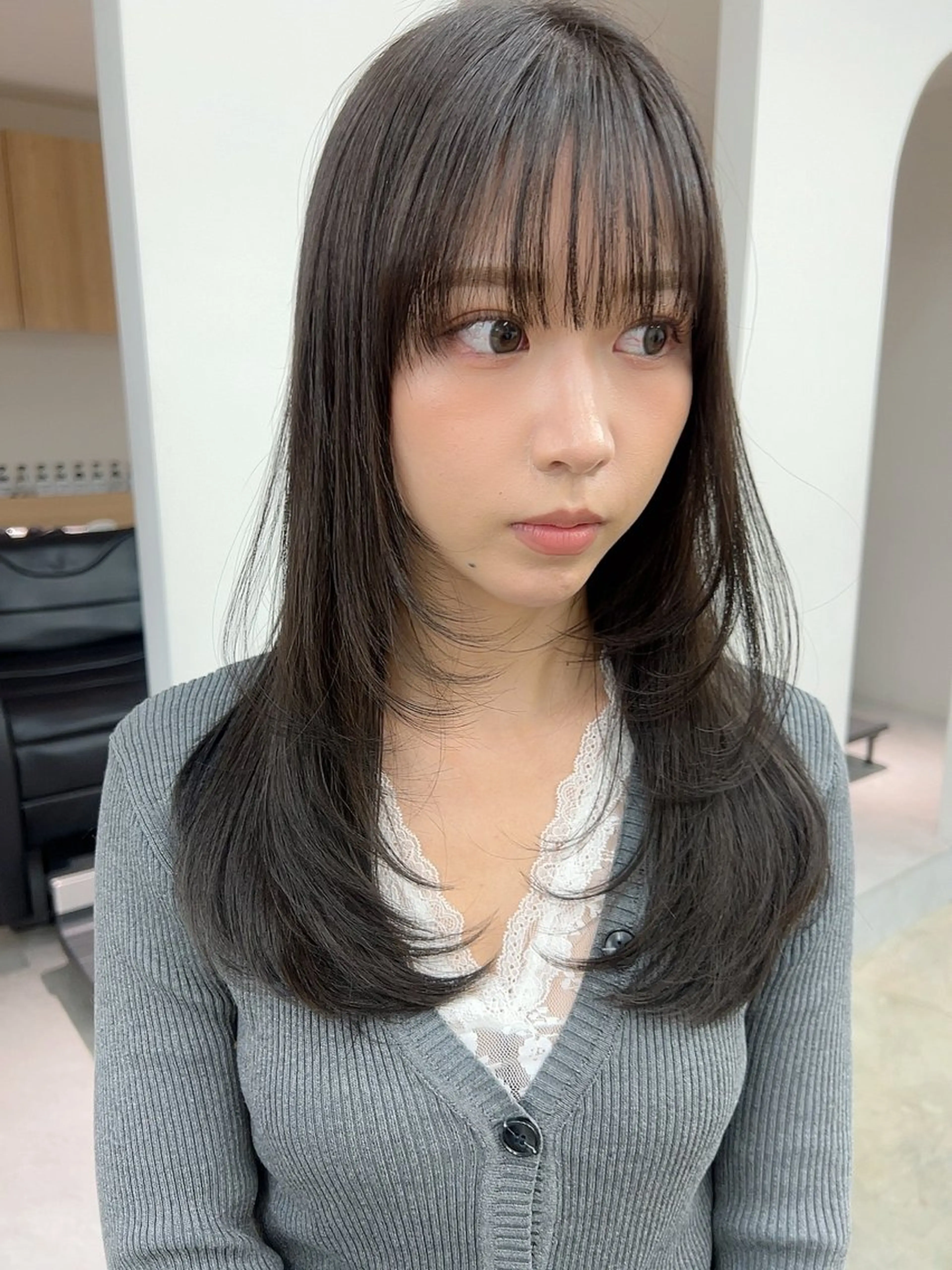 ロング レイヤーカット カット ヘアカラー トリートメント vince. moekoのヘアスタイル