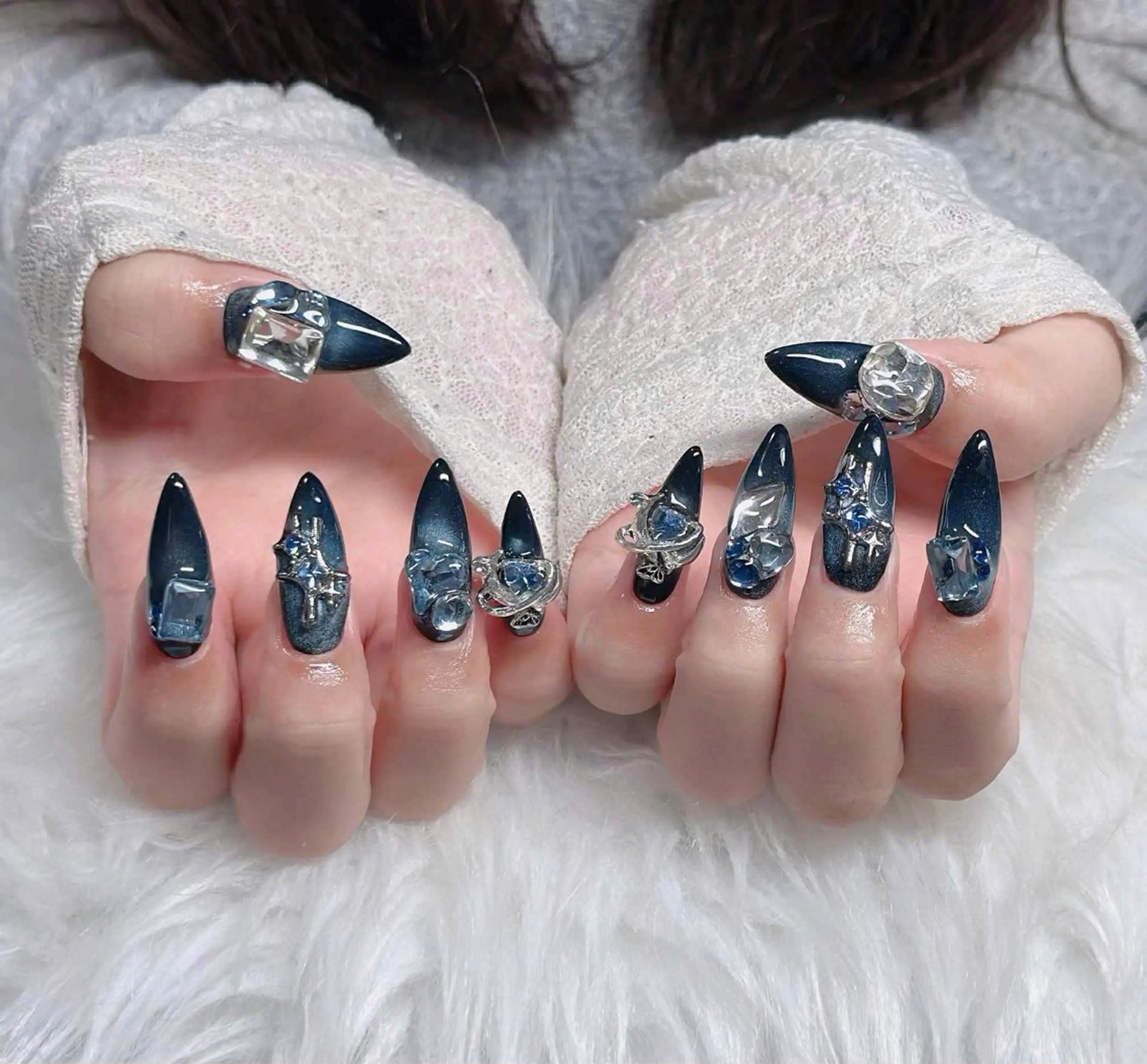 ネイル フレンチネイル ジェルネイル ガラスフレンチ ハロウィン ハート ハンドネイル H.baby Nail Salonのネイルデザイン