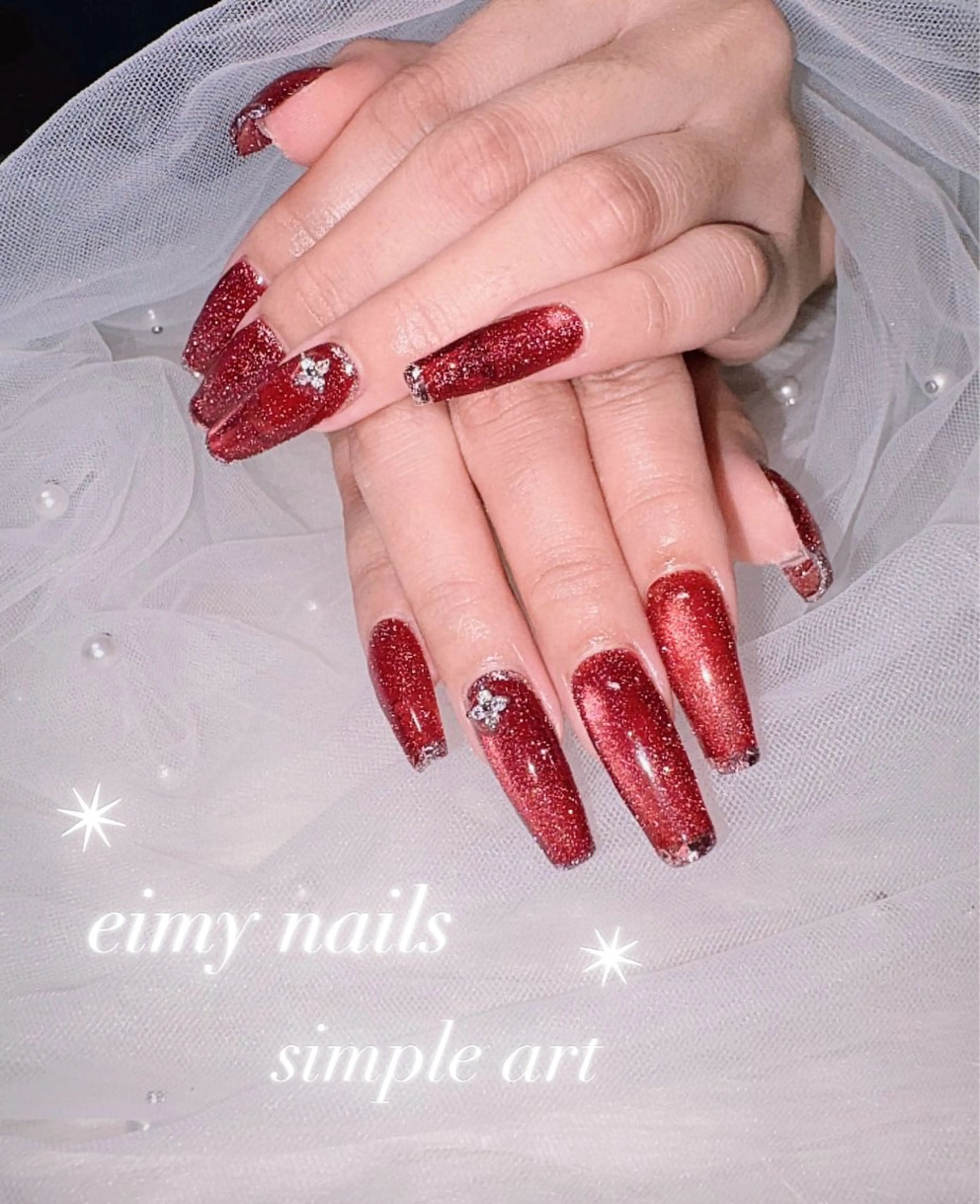 ネイル フラッシュネイル フラッシュマグ フレンチネイル ガラスフレンチ マグネットネイル ハンドネイル eimy nails♡のネイルデザイン