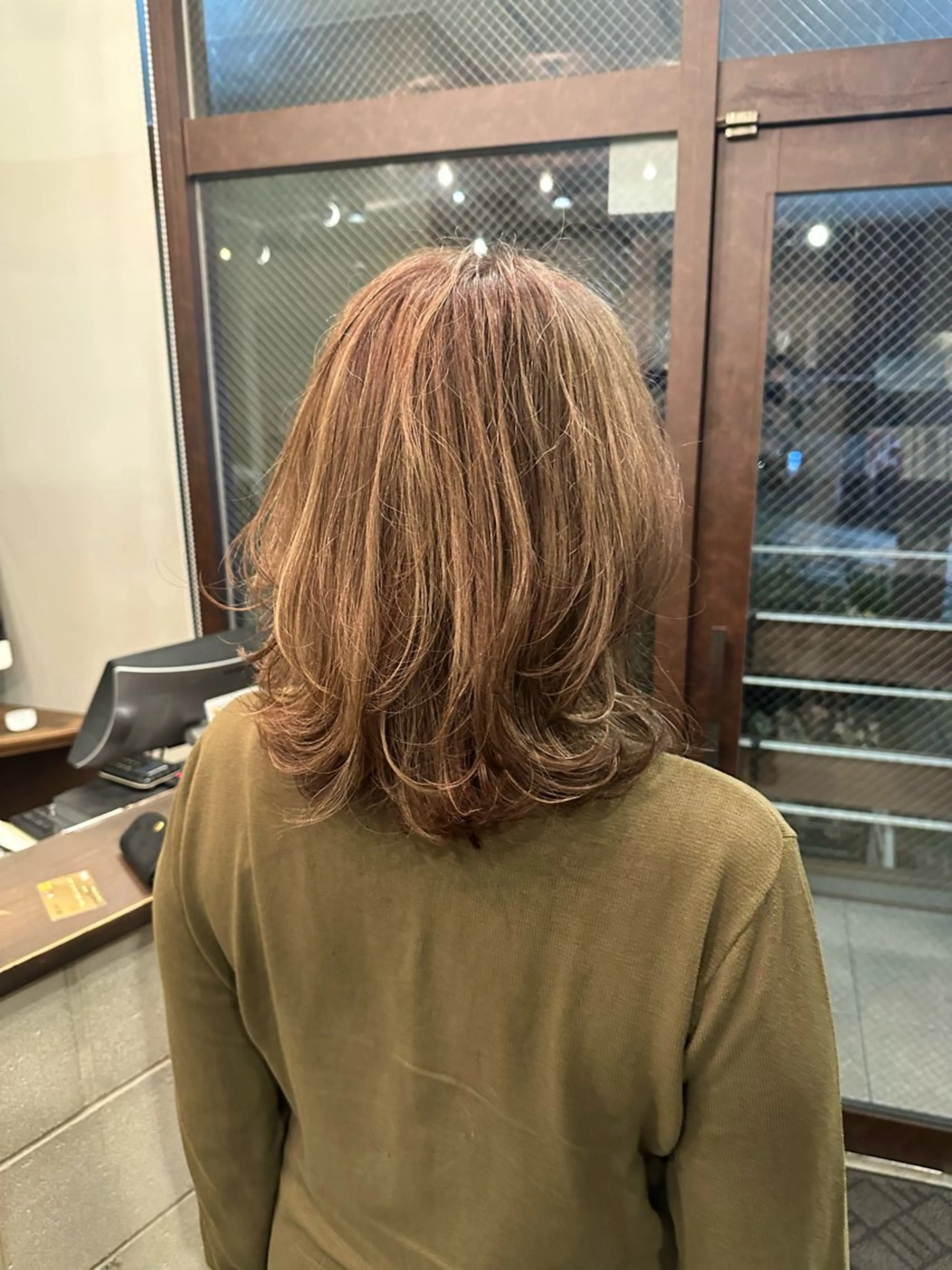 ミディアム レイヤーカット nakagawa amiのヘアスタイル