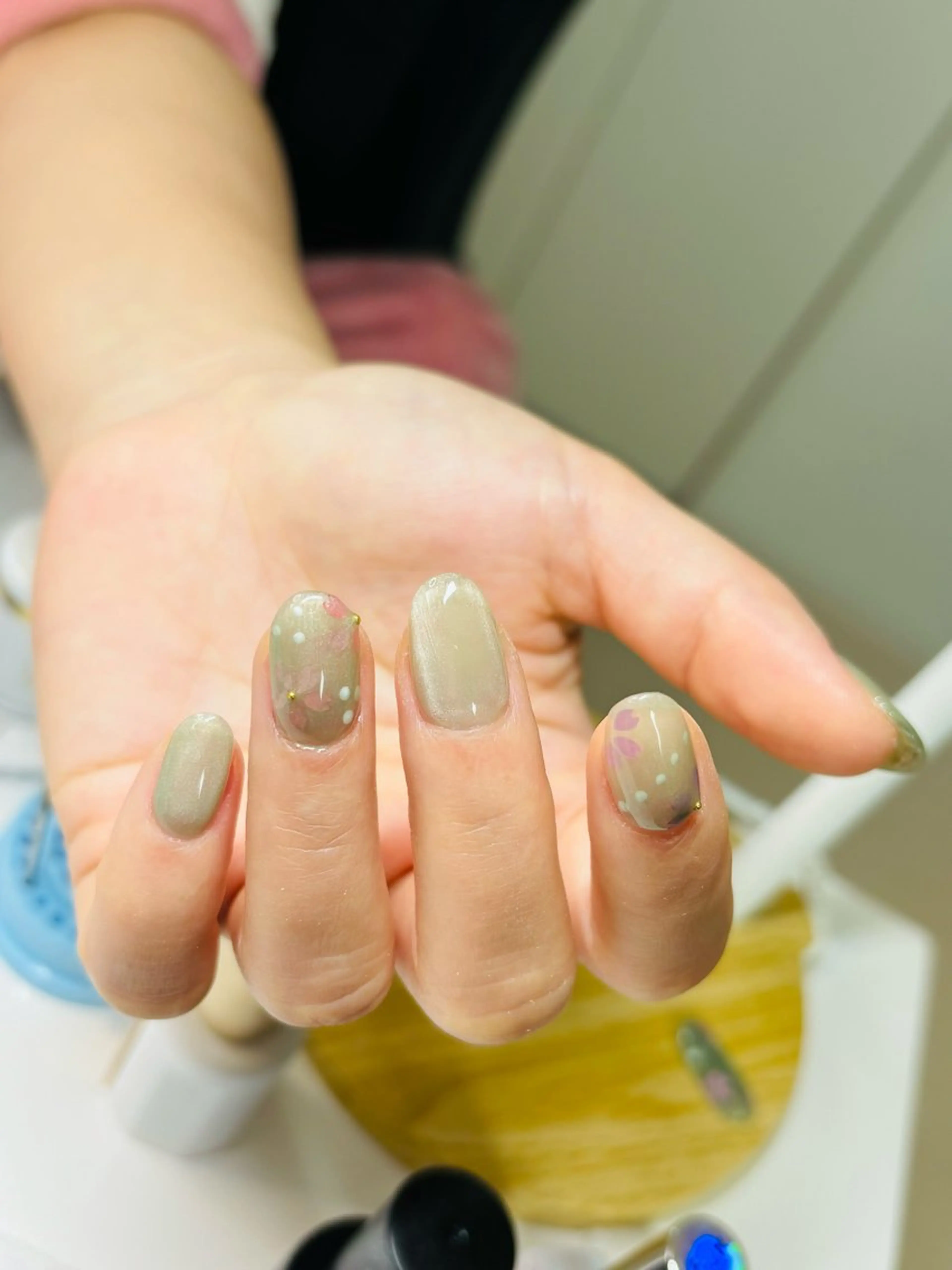 ネイル ハンドネイル Elegance Nail本厚木店舗のネイルデザイン