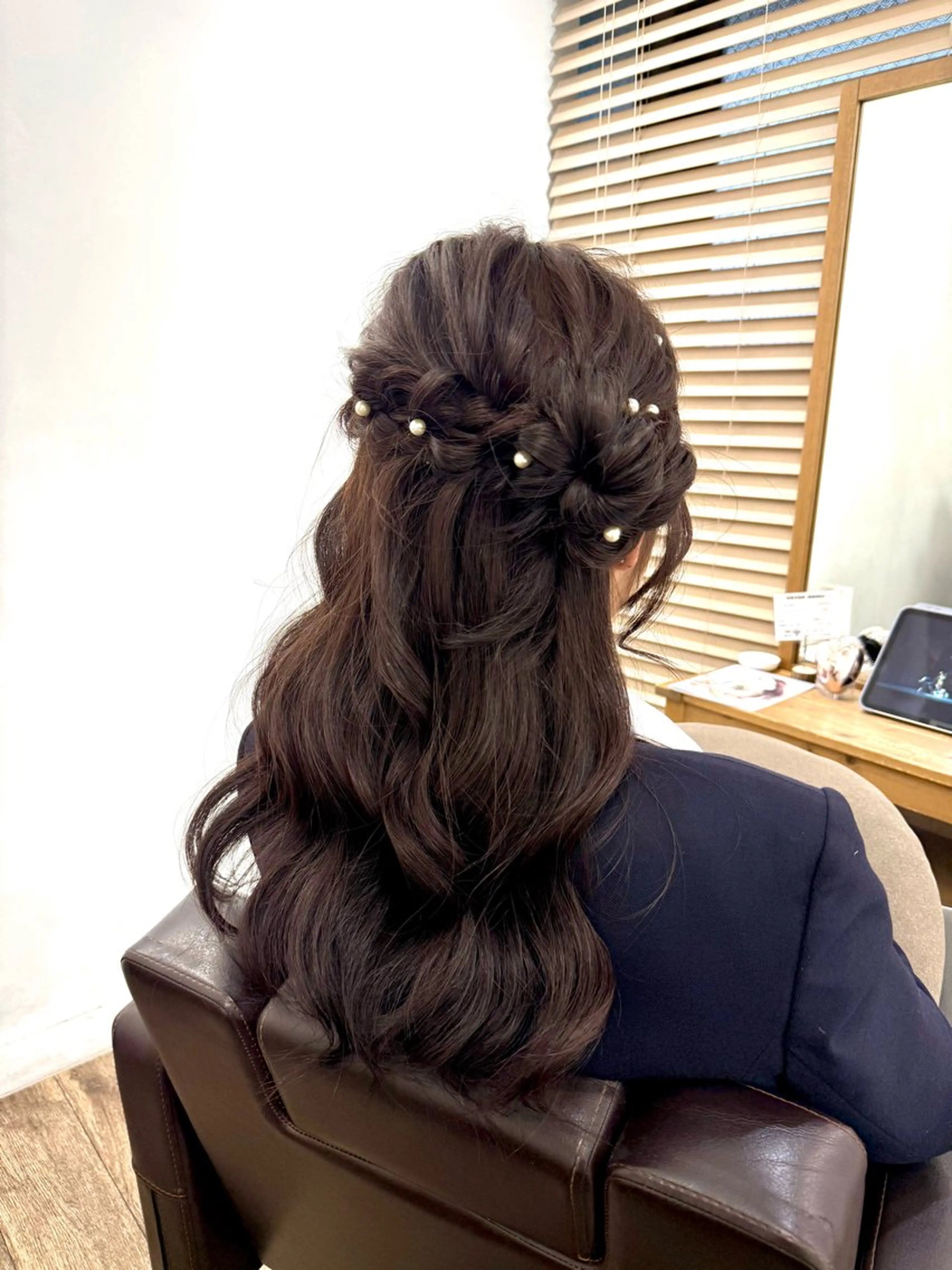 ロング ヘアアレンジ ヘアセット 立川 奈那子のヘアスタイル