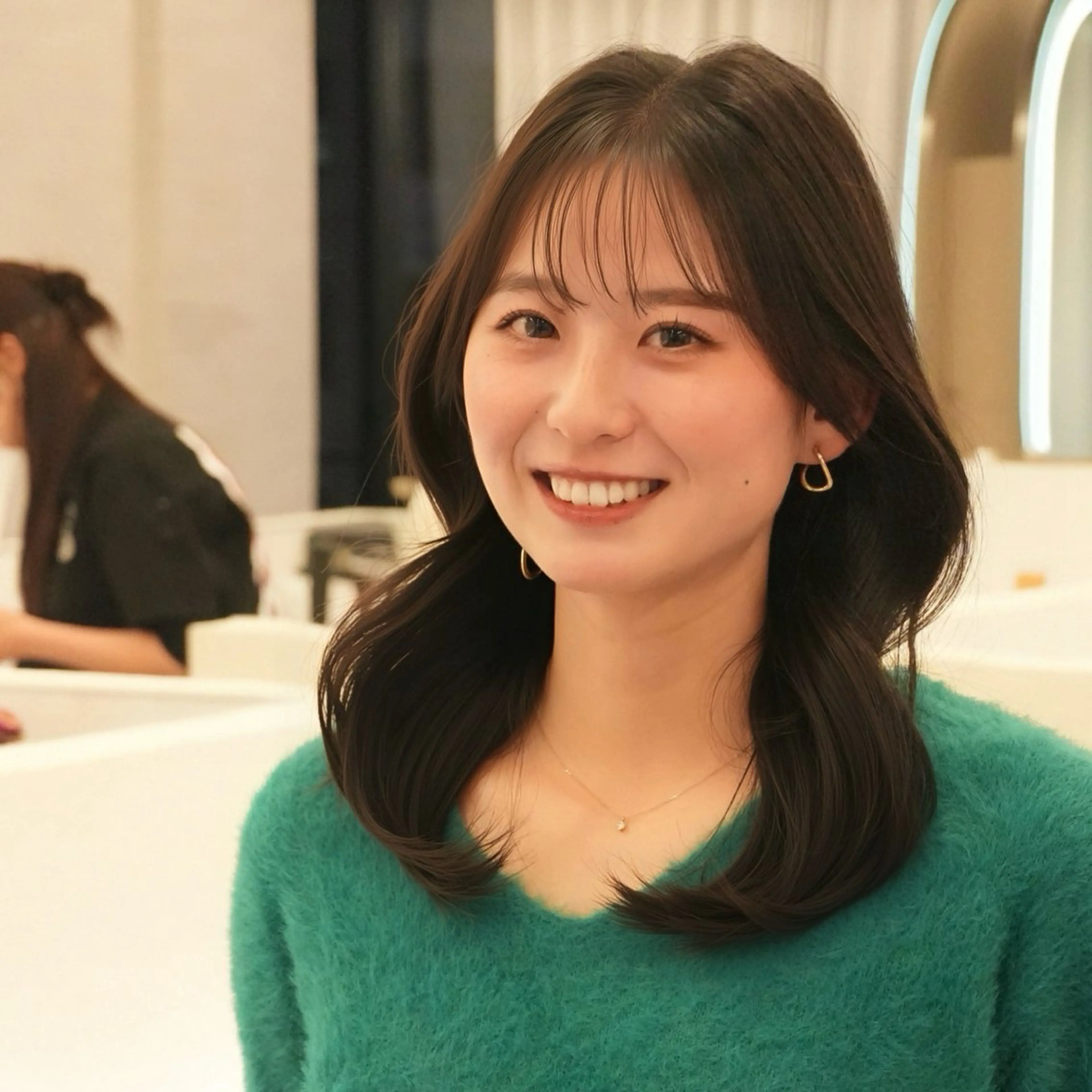 セミロング 顔周りカット 韓国風ヘア 似合わせカット 小顔カット カット トリートメント 韓国ヘア/レイヤー/ 透明感カラー/SHUのヘアスタイル