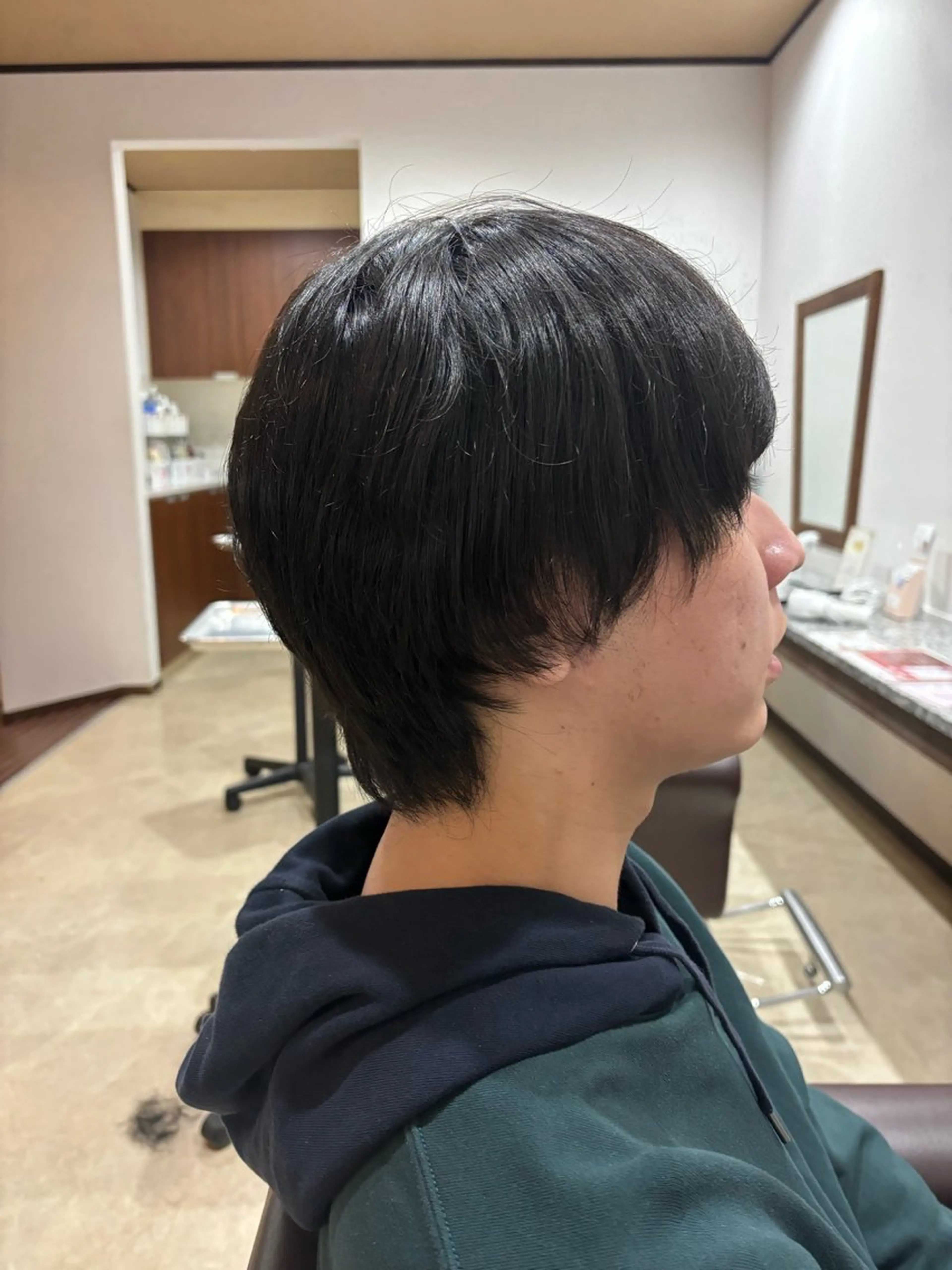 ミディアム くせ毛 矢藤 豪晃のヘアスタイル