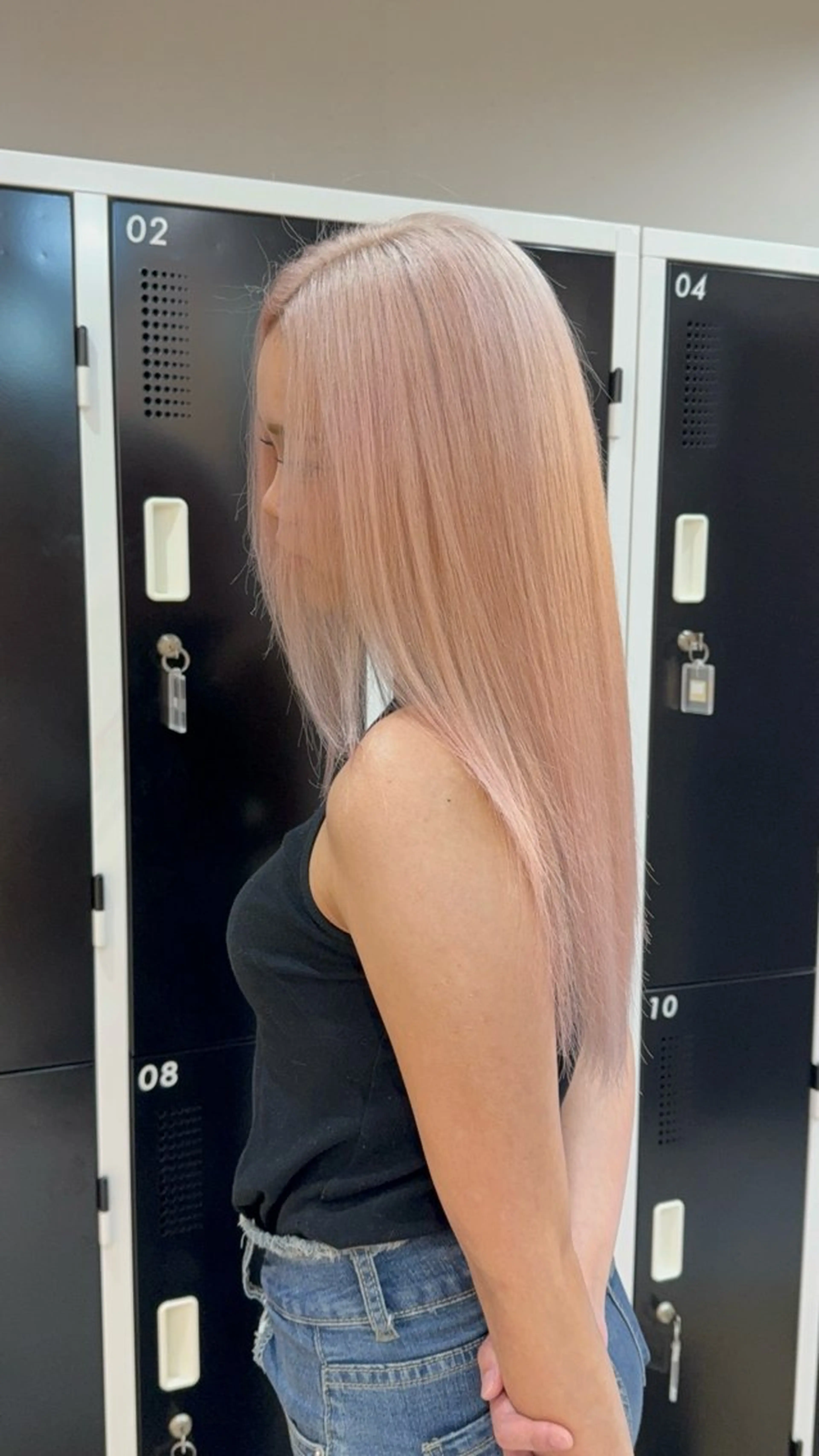 ロング ハイトーンカラー/ ハイライトJUNKIのヘアスタイル