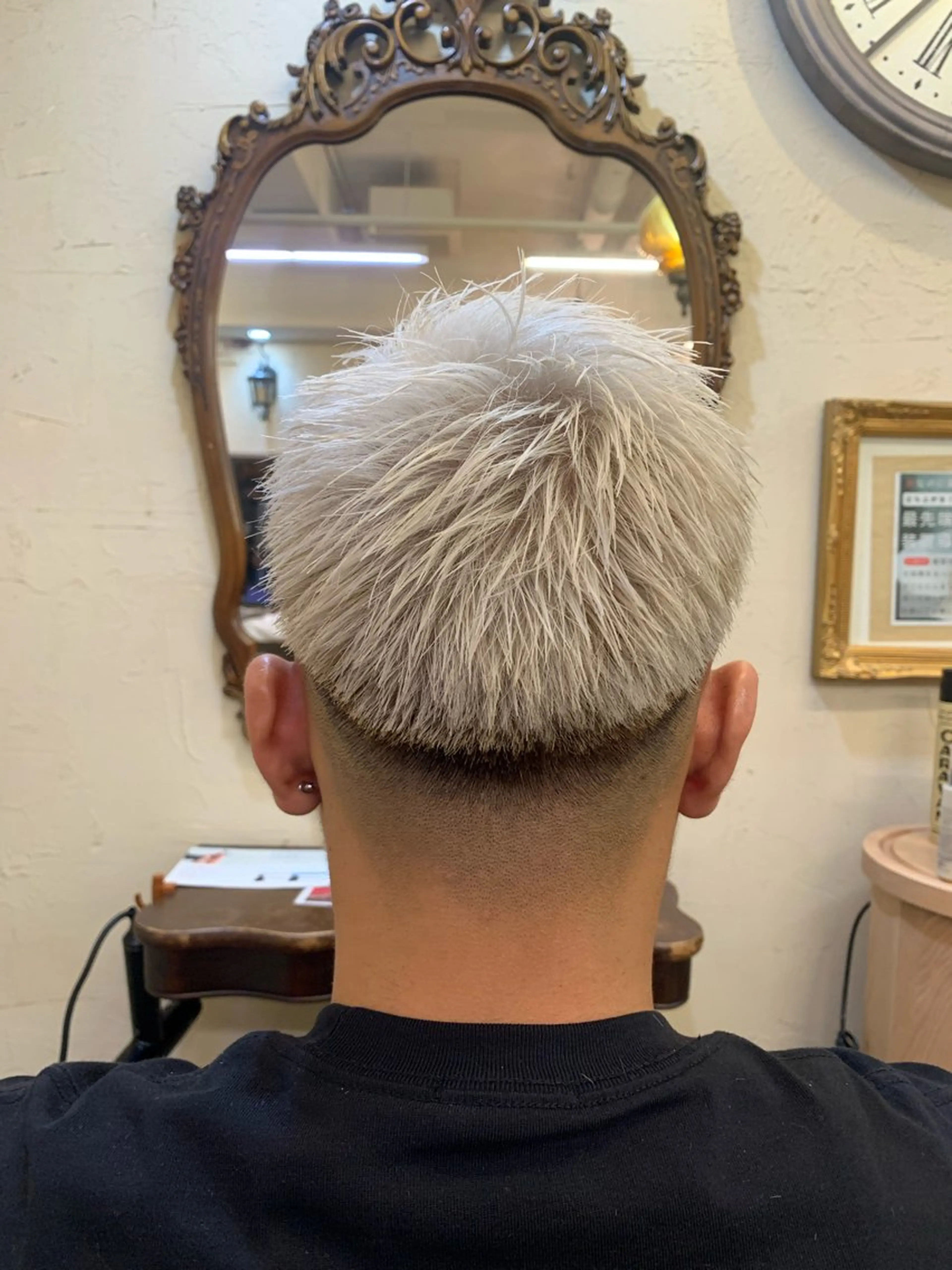 ショート カラー メンズ ✒️ハイトーン/ メンズ特化　Rikuのヘアスタイル