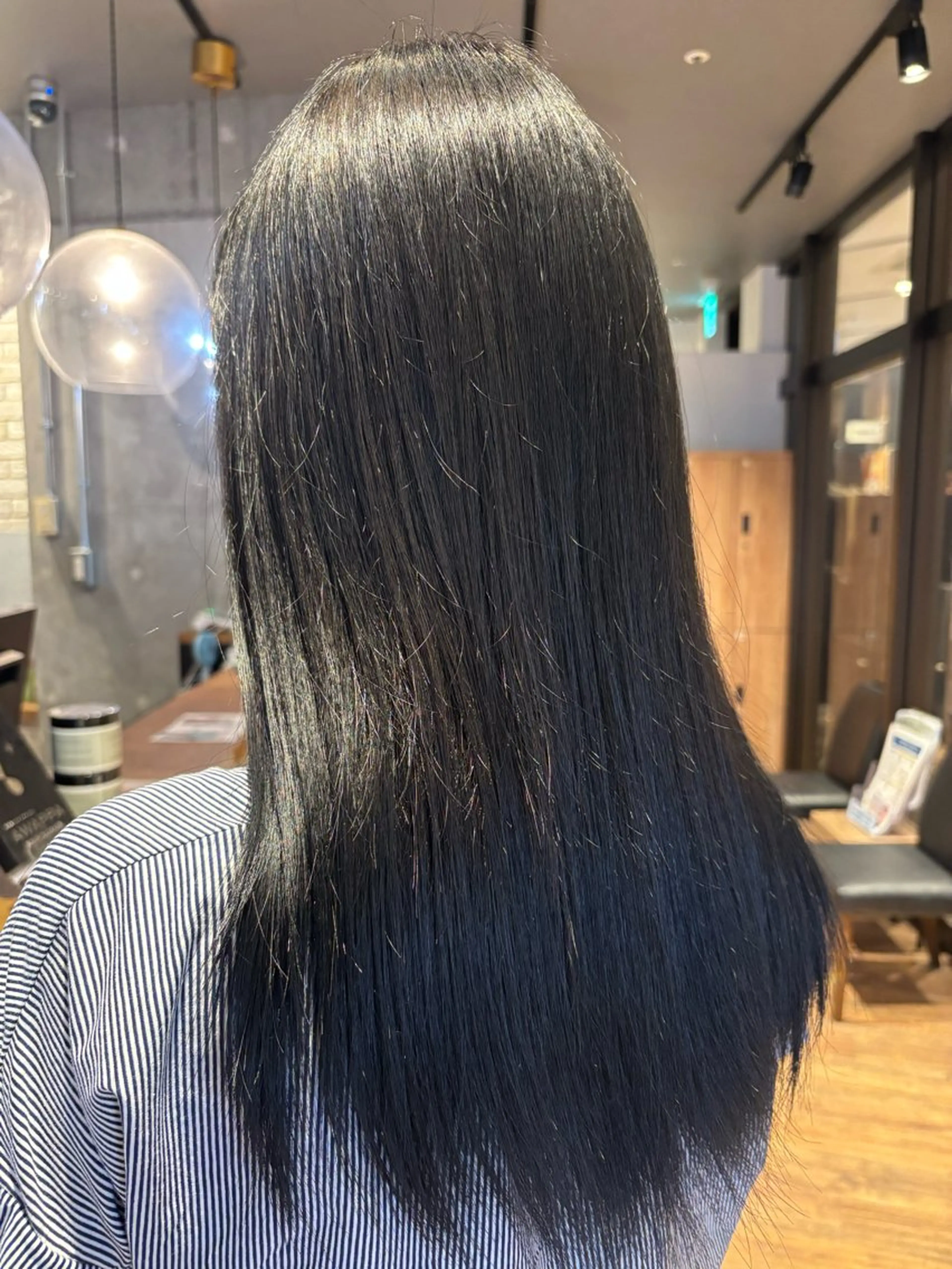 ロング カラー 黒髪 ブルーカラー ブルーブラック 🎀ワンレンボブ🎀 ワンカラー　あゆみのヘアスタイル