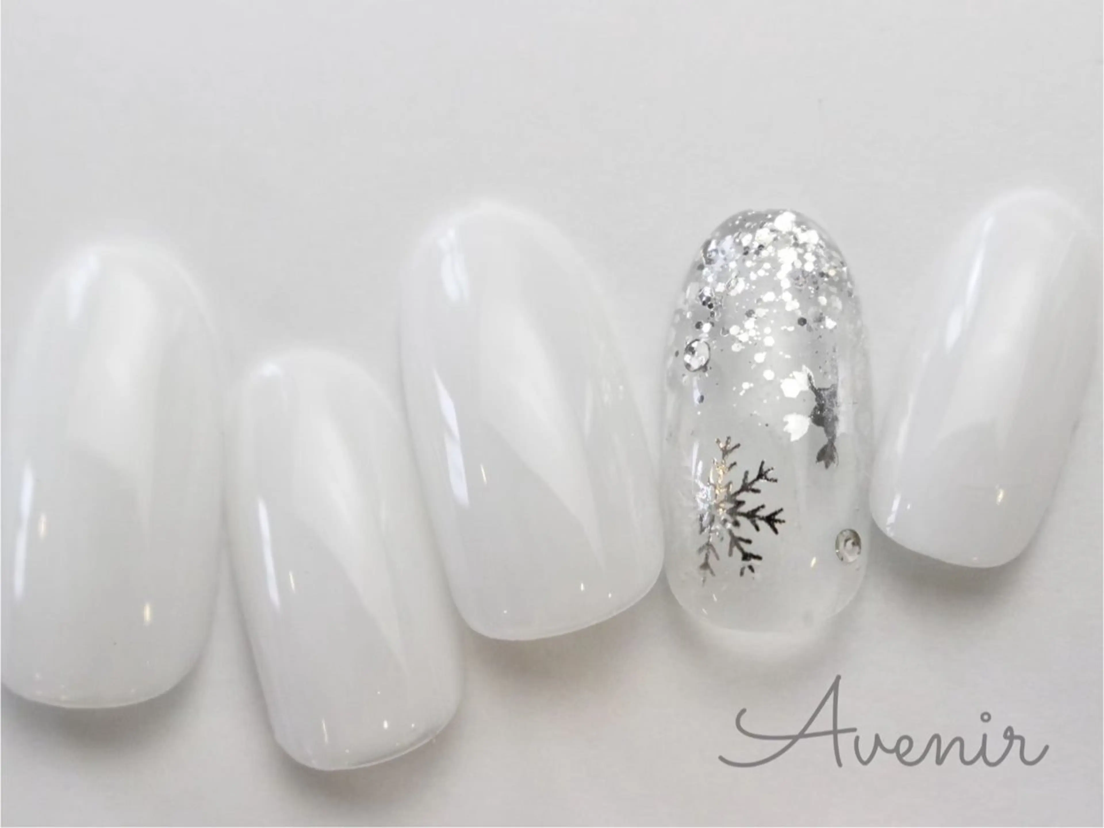 ネイル ハンドネイル Avenir 表参道 nail＆eye予約のネイルデザイン