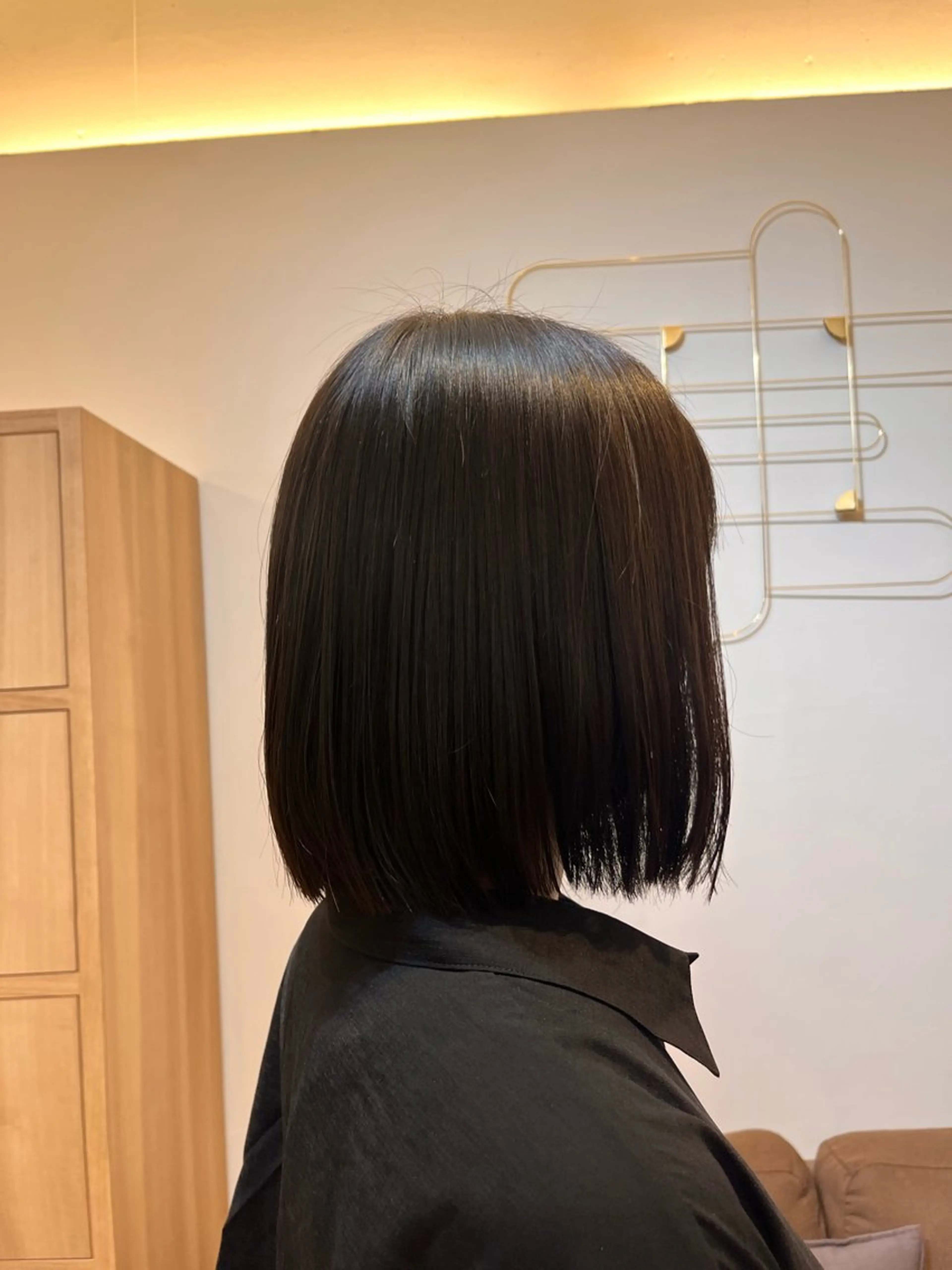 ミディアム ボブ カット ヘアカラー 臺 佳連のヘアスタイル