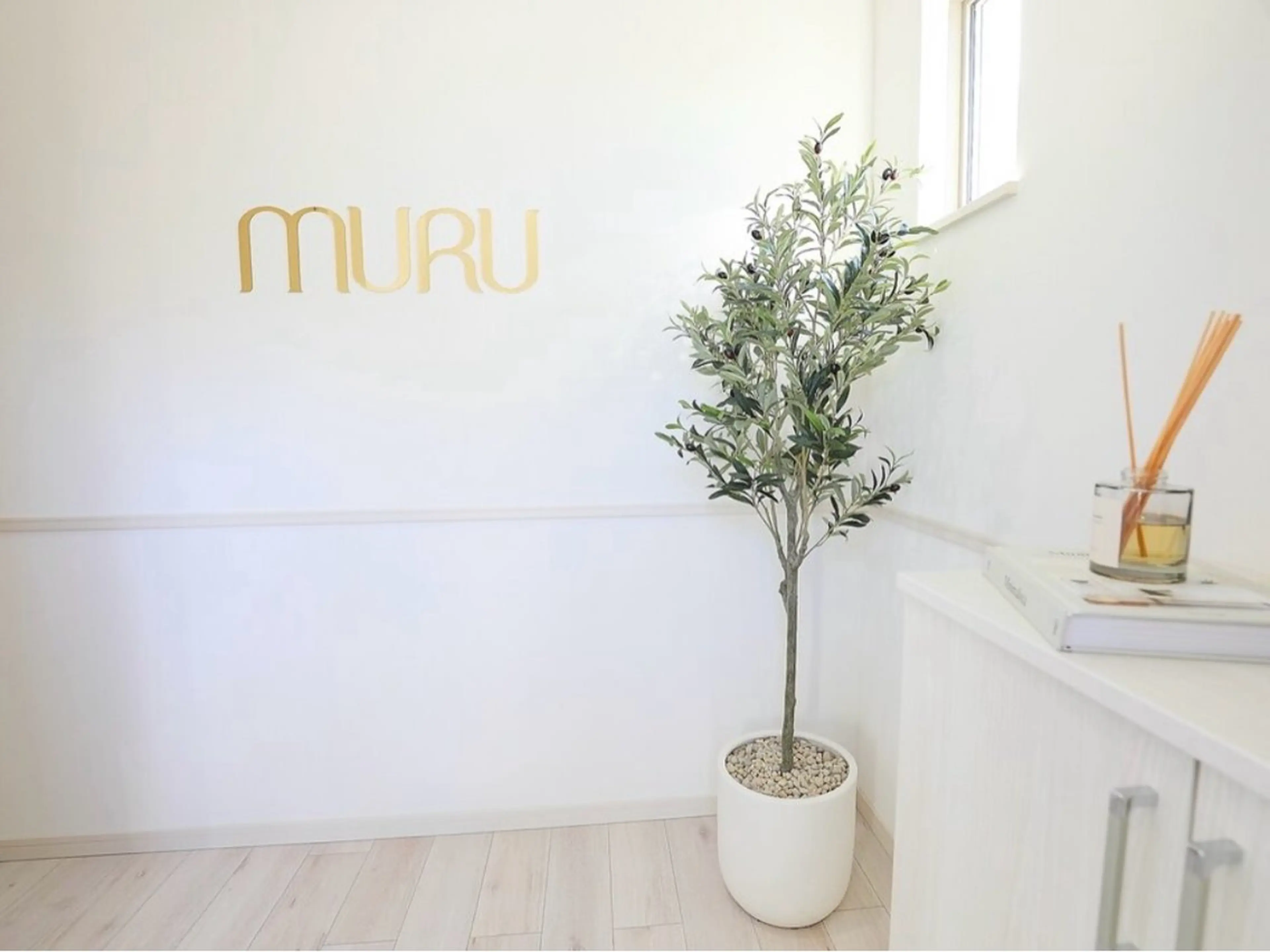 パーマ MURU Aikaのマツエク・マツパデザイン