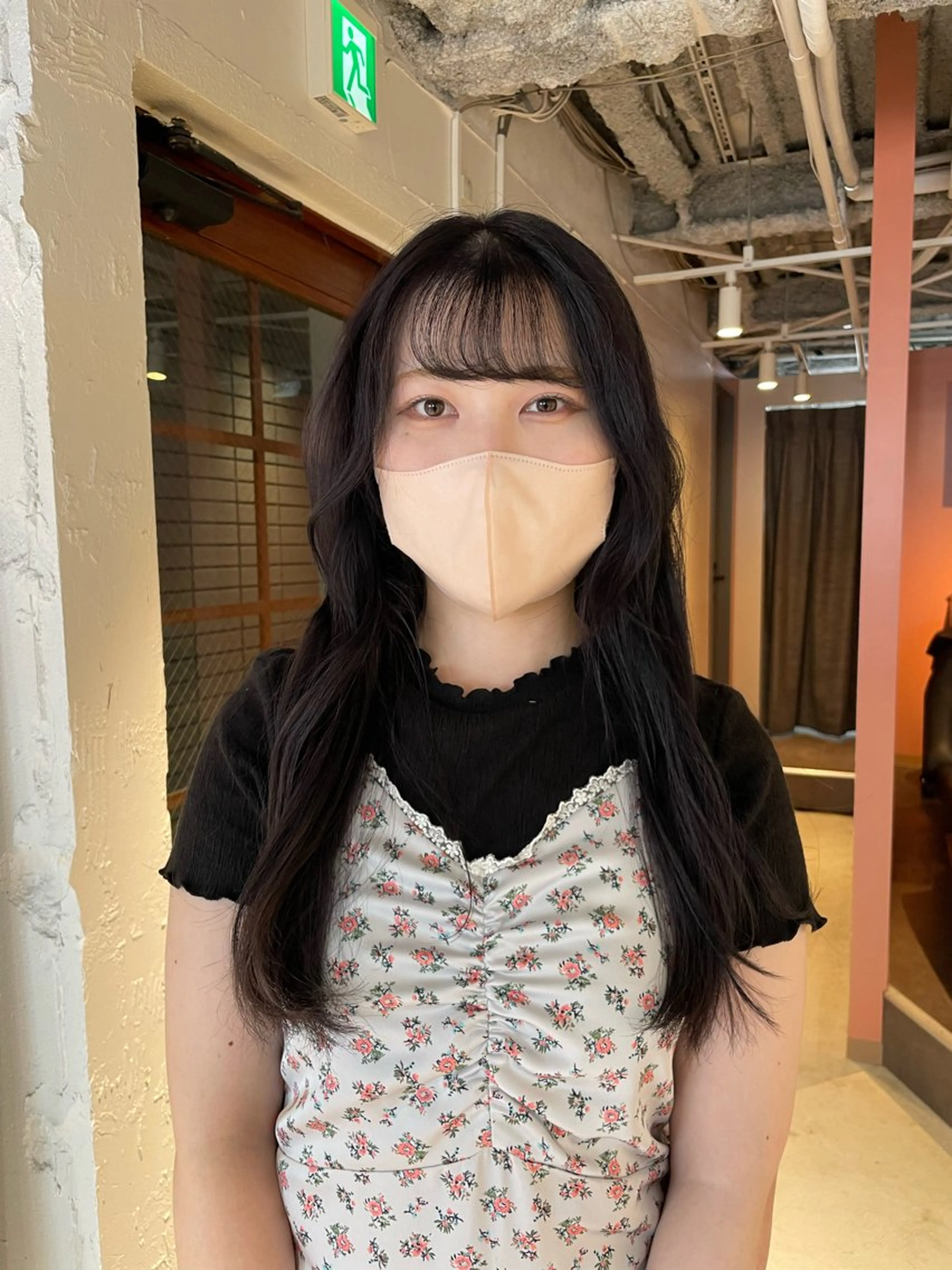 ロング カラー 透明感カラー ディープラベンダー ラベンダーカラー トリートメント レイヤー×初 パーマ|hinakoのヘアスタイル