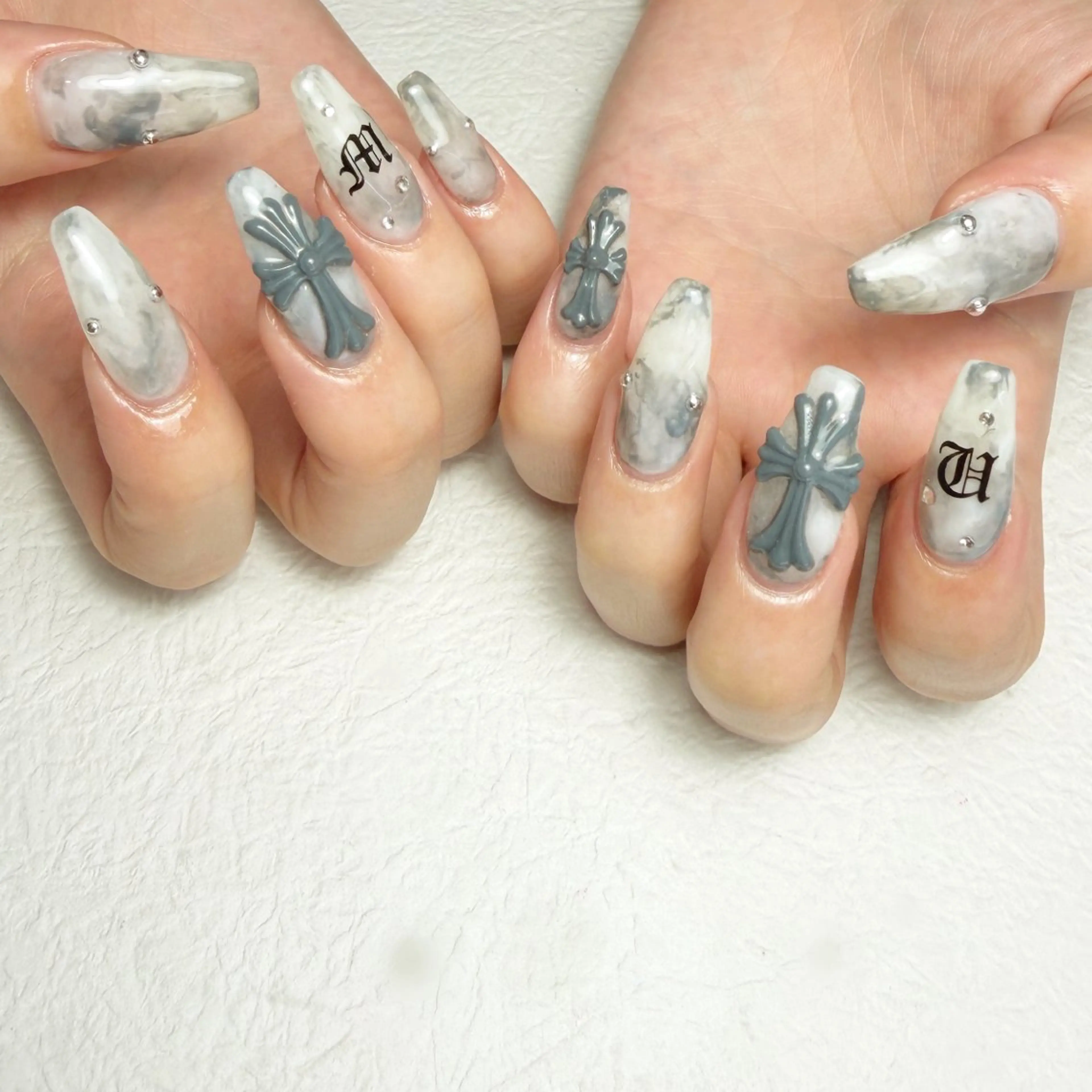 ネイル アートネイル フットネイル ジェルネイル キラキラネイル 韓国ネイル ハンドネイル Y nail なんば堀江店のネイルデザイン