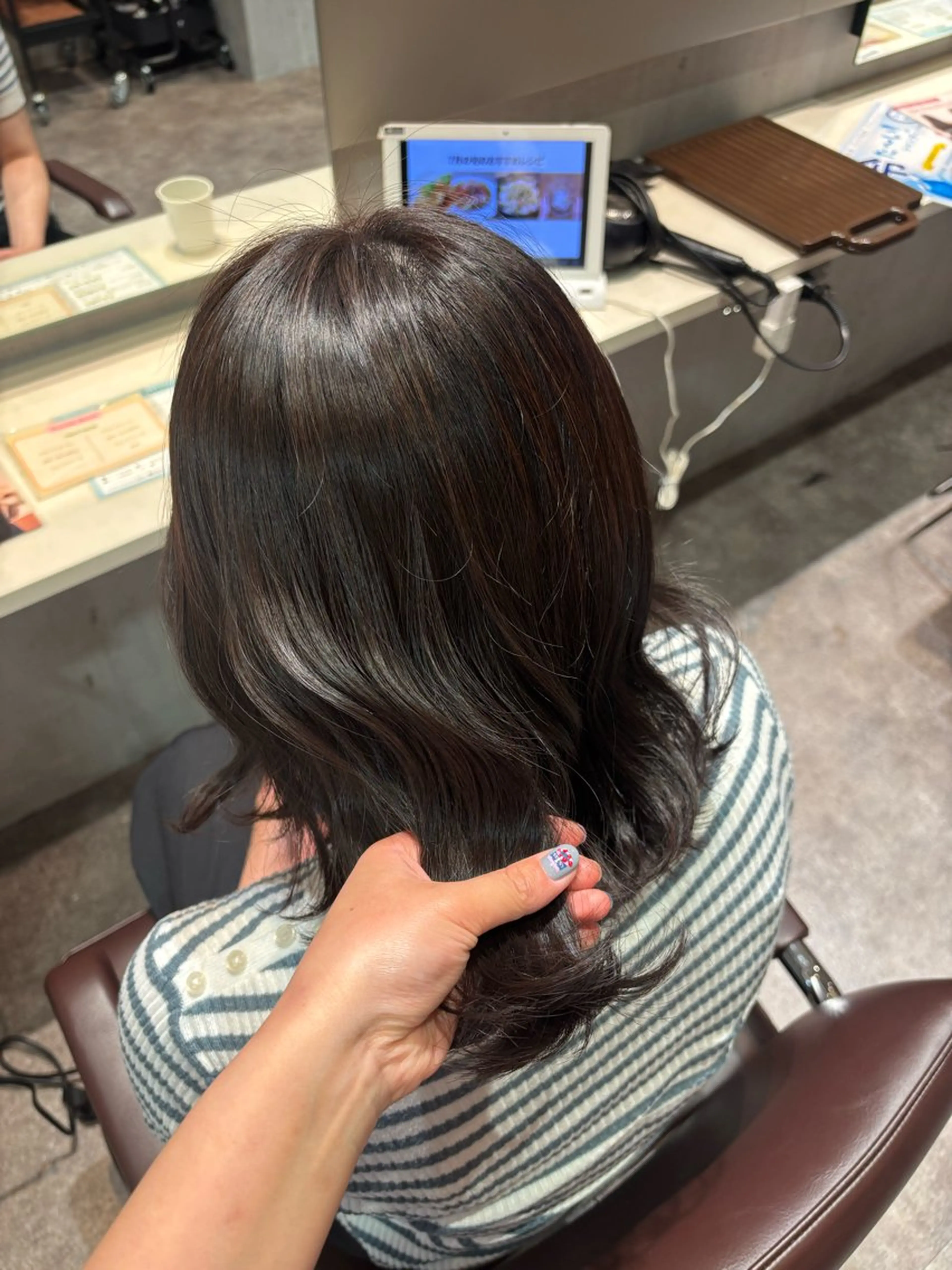 ミディアム カラー 🎀髪質改善艶カラー 🎀 AYAKAのヘアスタイル