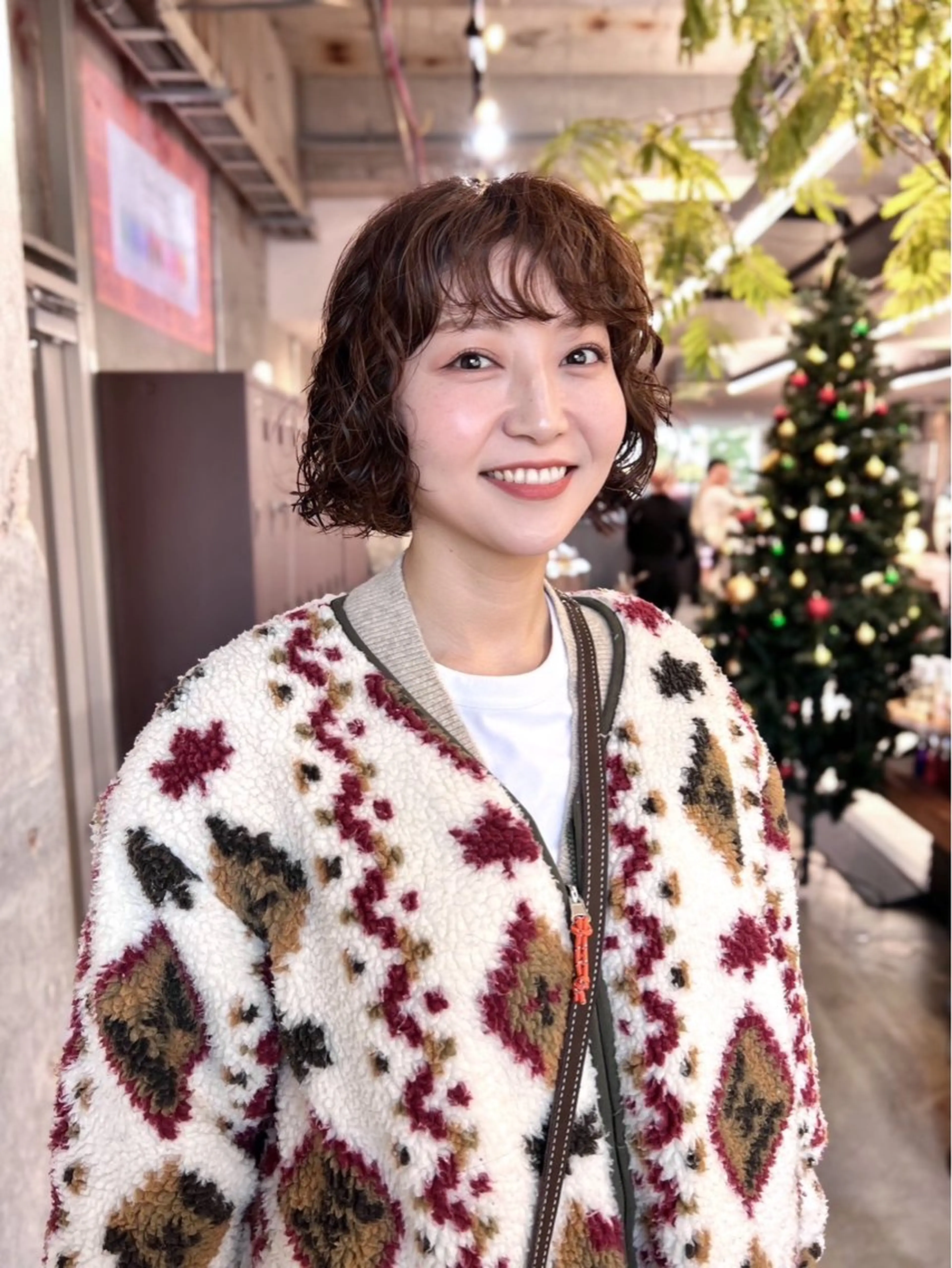 ミディアム カラー パーマ カット ヘアカラー パーマ トリートメント 森田遥奈/透明感カラ ー/似合わせカットのヘアスタイル