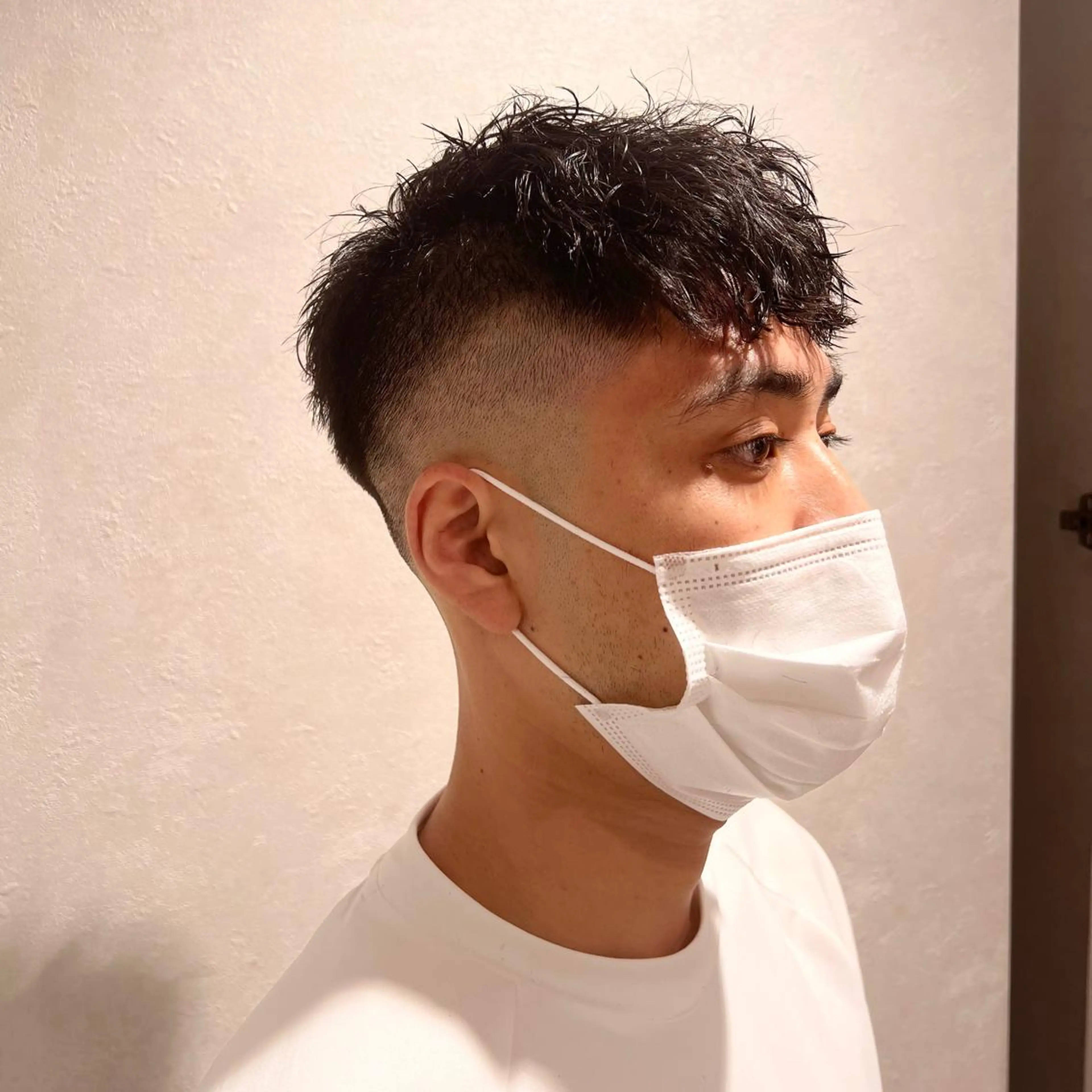 パーマ メンズ フェードカット メンズパーマ スキンフェード 波巻きパーマ スパイラルパーマ カット 縮毛矯正 瀬野凌介/メンズ カット/パーマのヘアスタイル