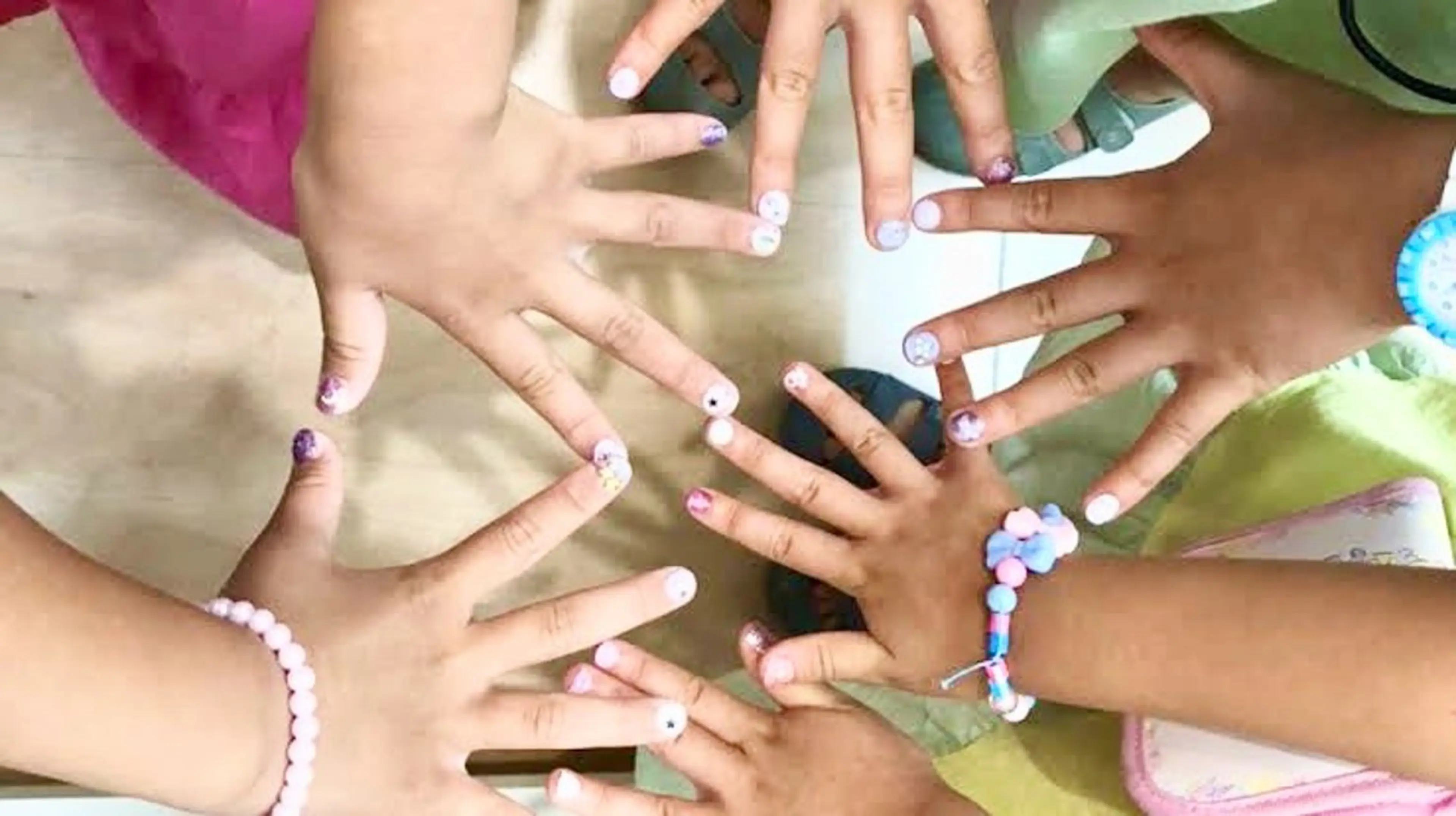 ミニモ学割✨キッズネイル💅🏻中学生以下限定の写真