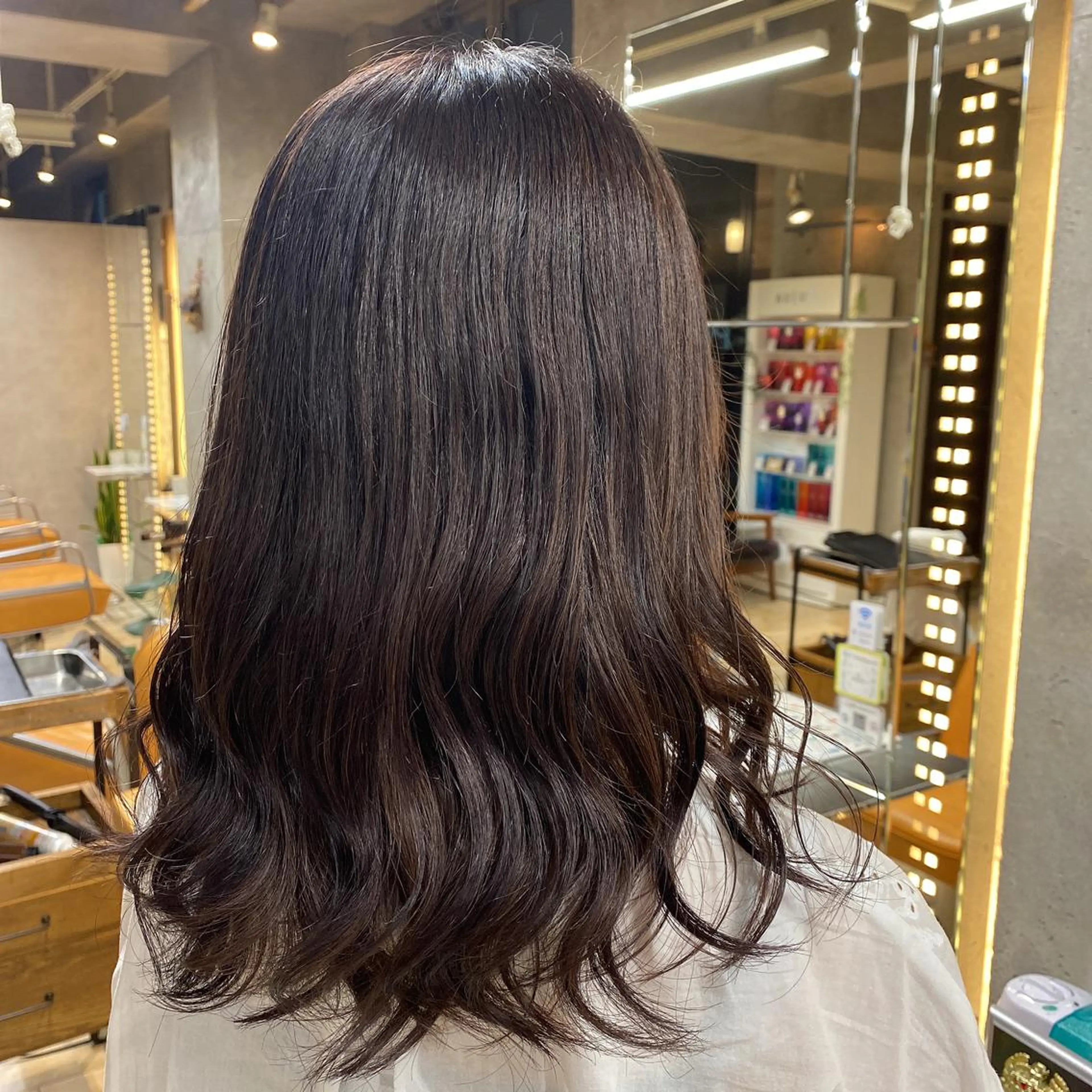 ロング カラー ハイライトカラー ハイライト wakana 【ブリーチカラー】のヘアスタイル