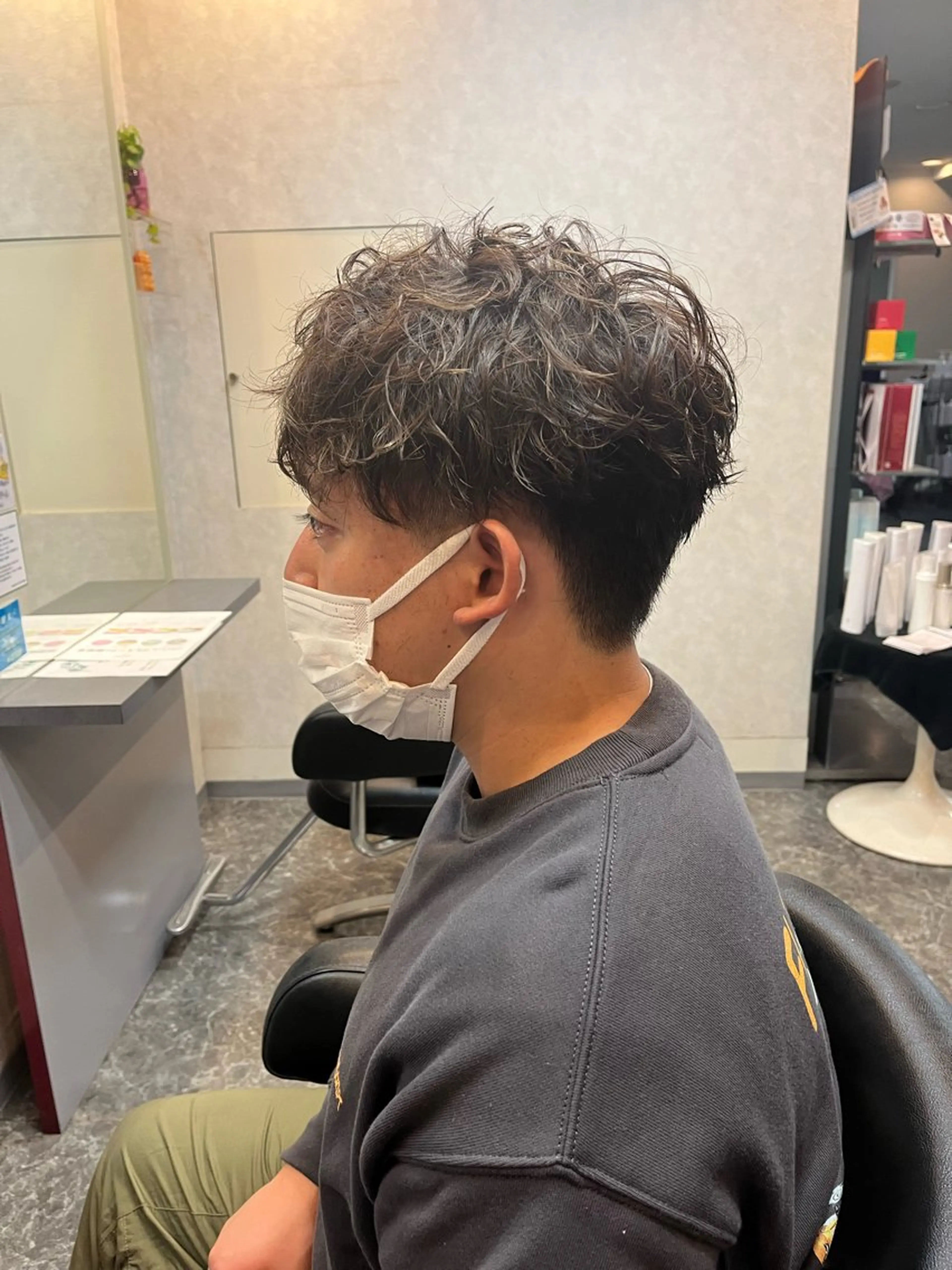 ショート パーマ 喜瀬 慎斗のヘアスタイル