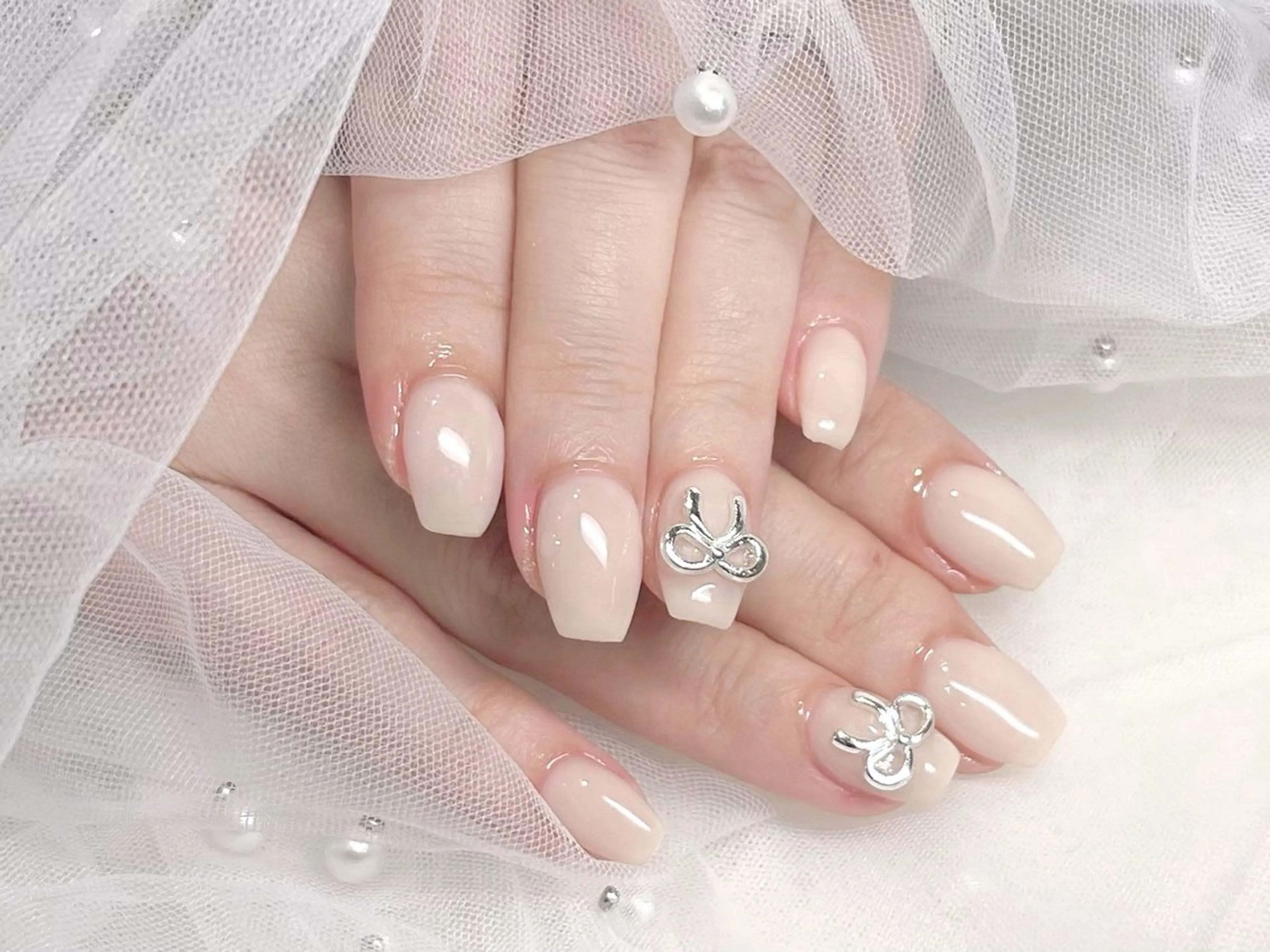 ネイル ワンカラーネイル ハンドネイル ちゅるんネイル ✨🎀AMIのネイルデザイン