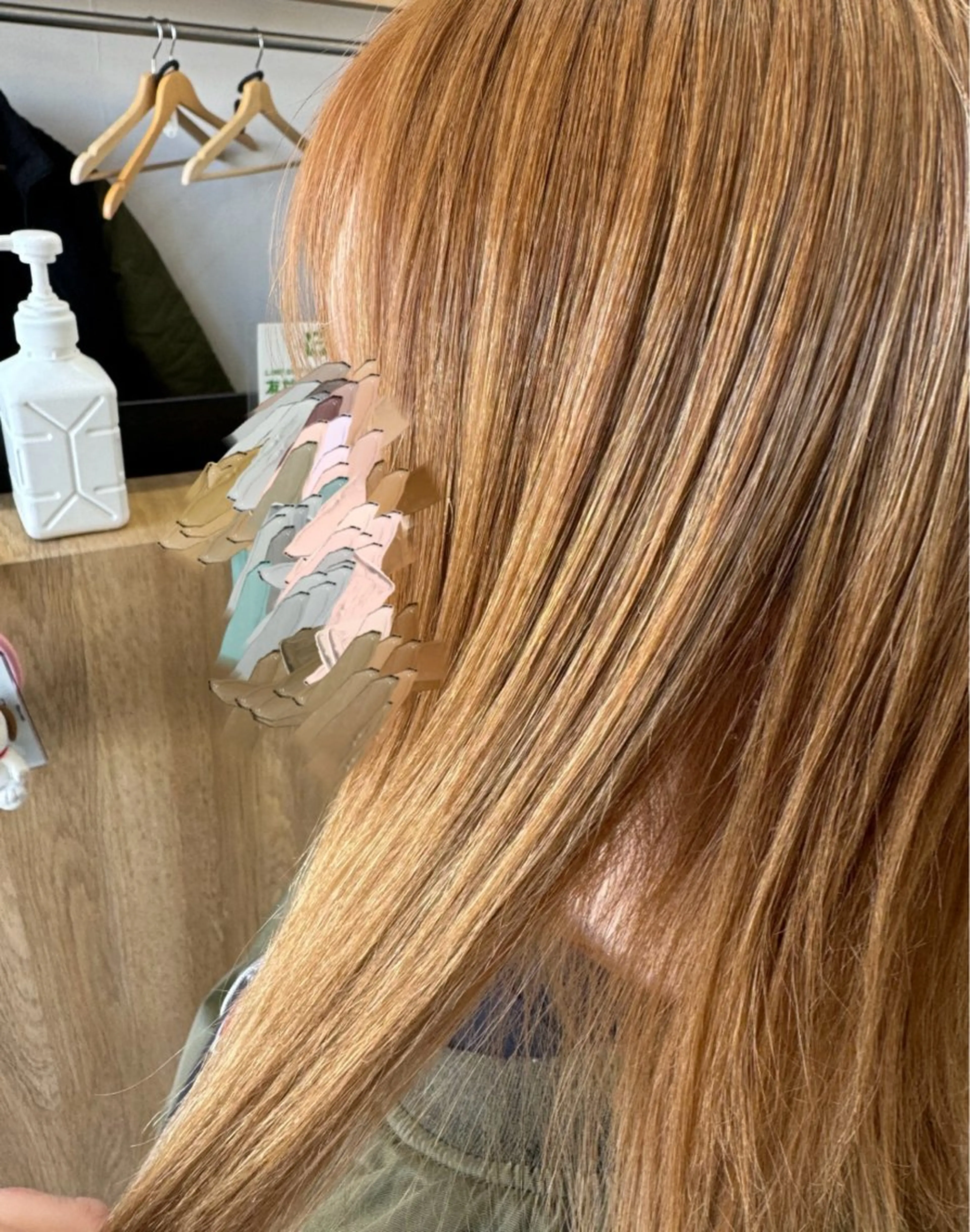 ロング カラー 坂田 優子のヘアスタイル