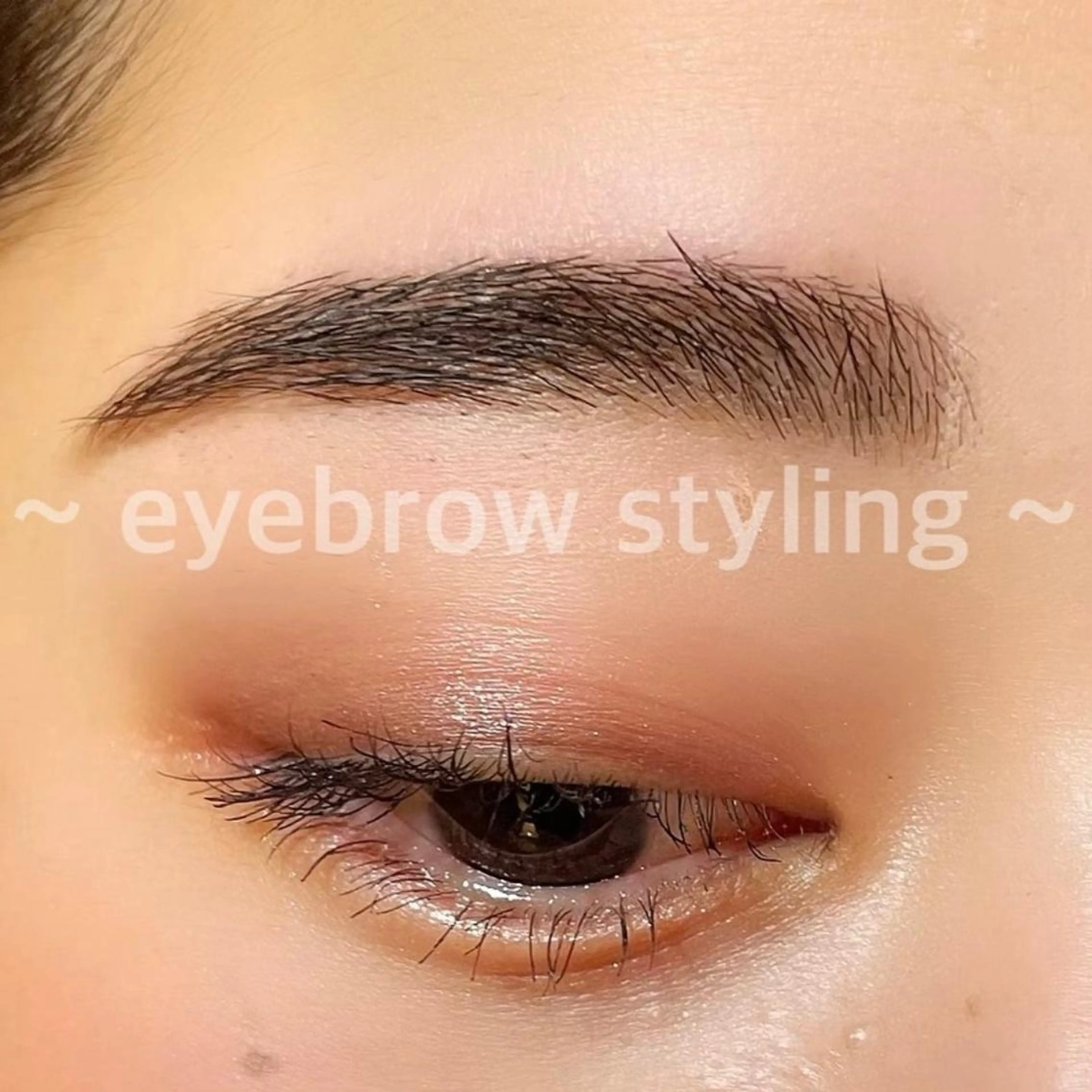 アイブロウ mika❤︎まつげ| 眉毛|束感のマツエク・マツパデザイン