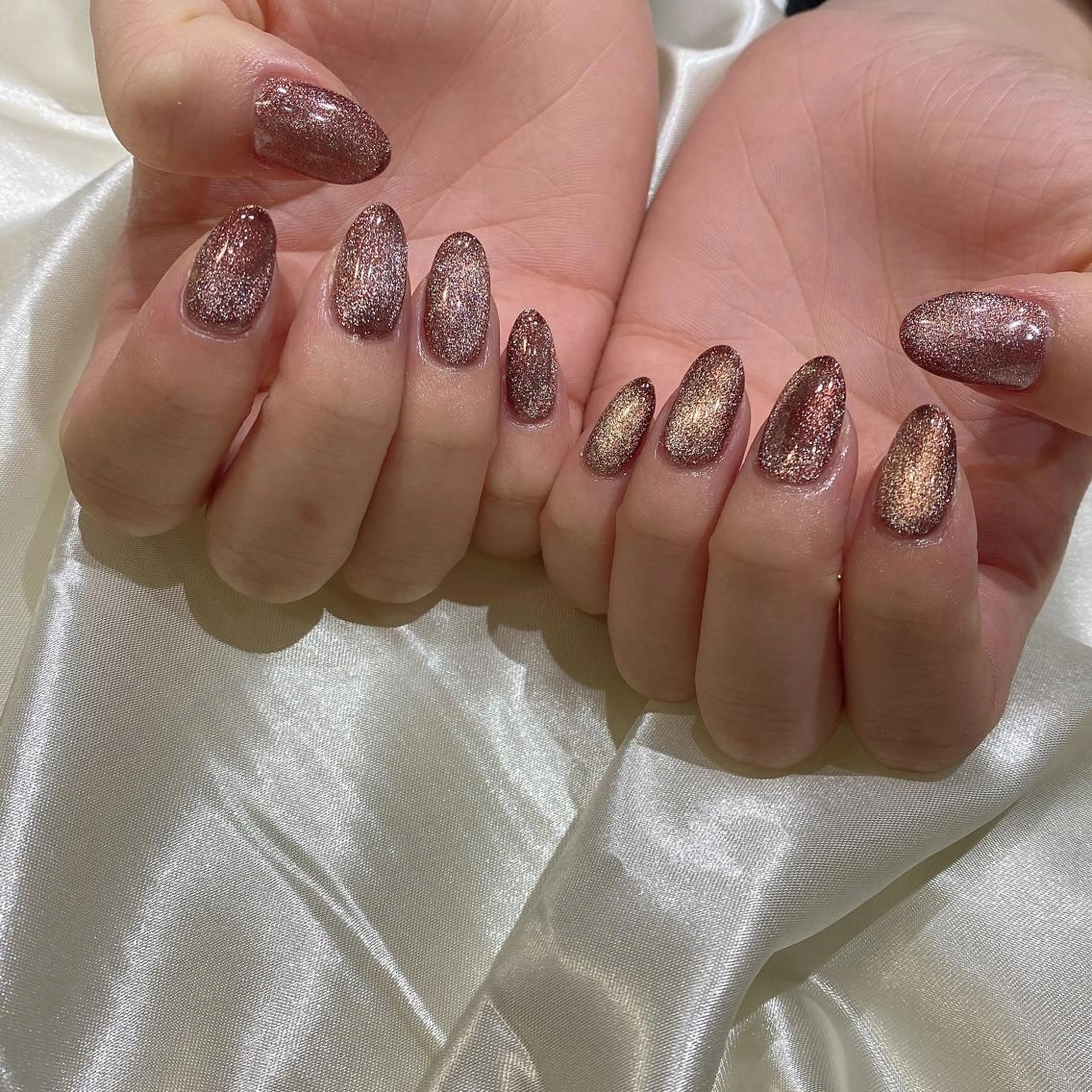 ネイル ハンドネイル 西岡 杏のネイルデザイン