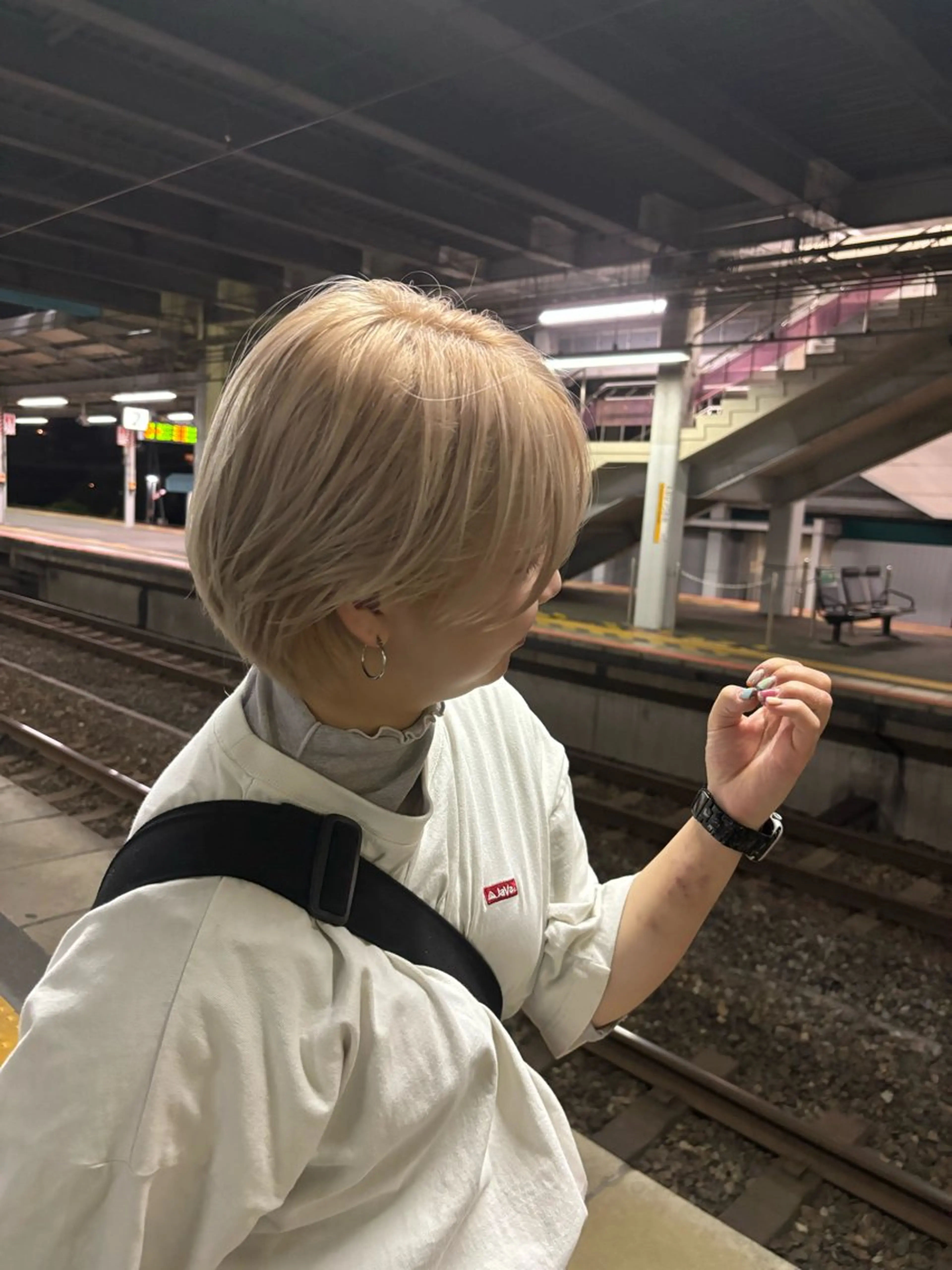 ショート カラー 平瀬 胡桃のヘアスタイル