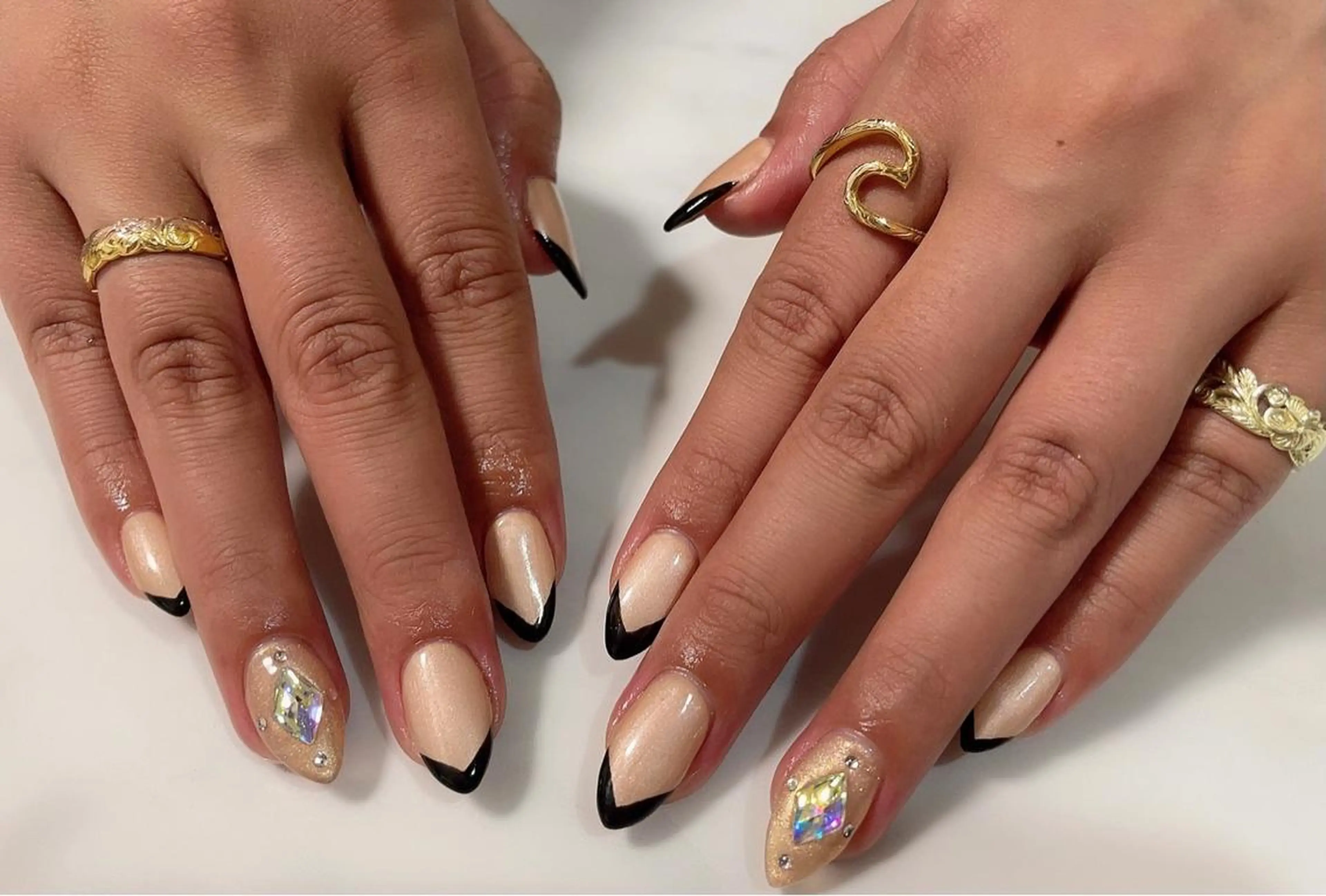 ネイル ジェルネイル 持ち込み ブライダルネイル Licht【リヒト】 salonのエステ・リラクイメージ