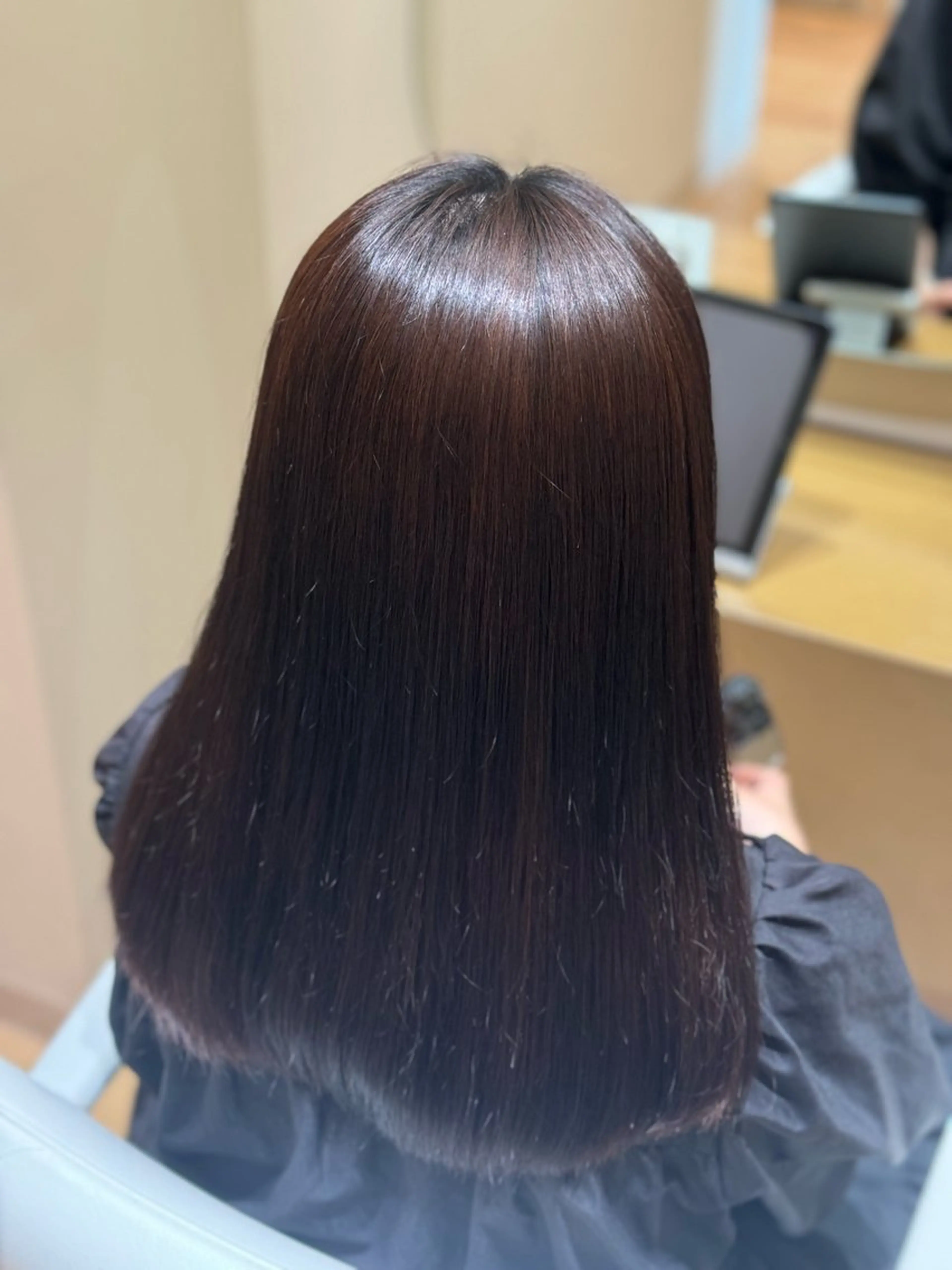 セミロング カット 黒島優香🦋 /縮毛矯正/髪質改善のヘアスタイル
